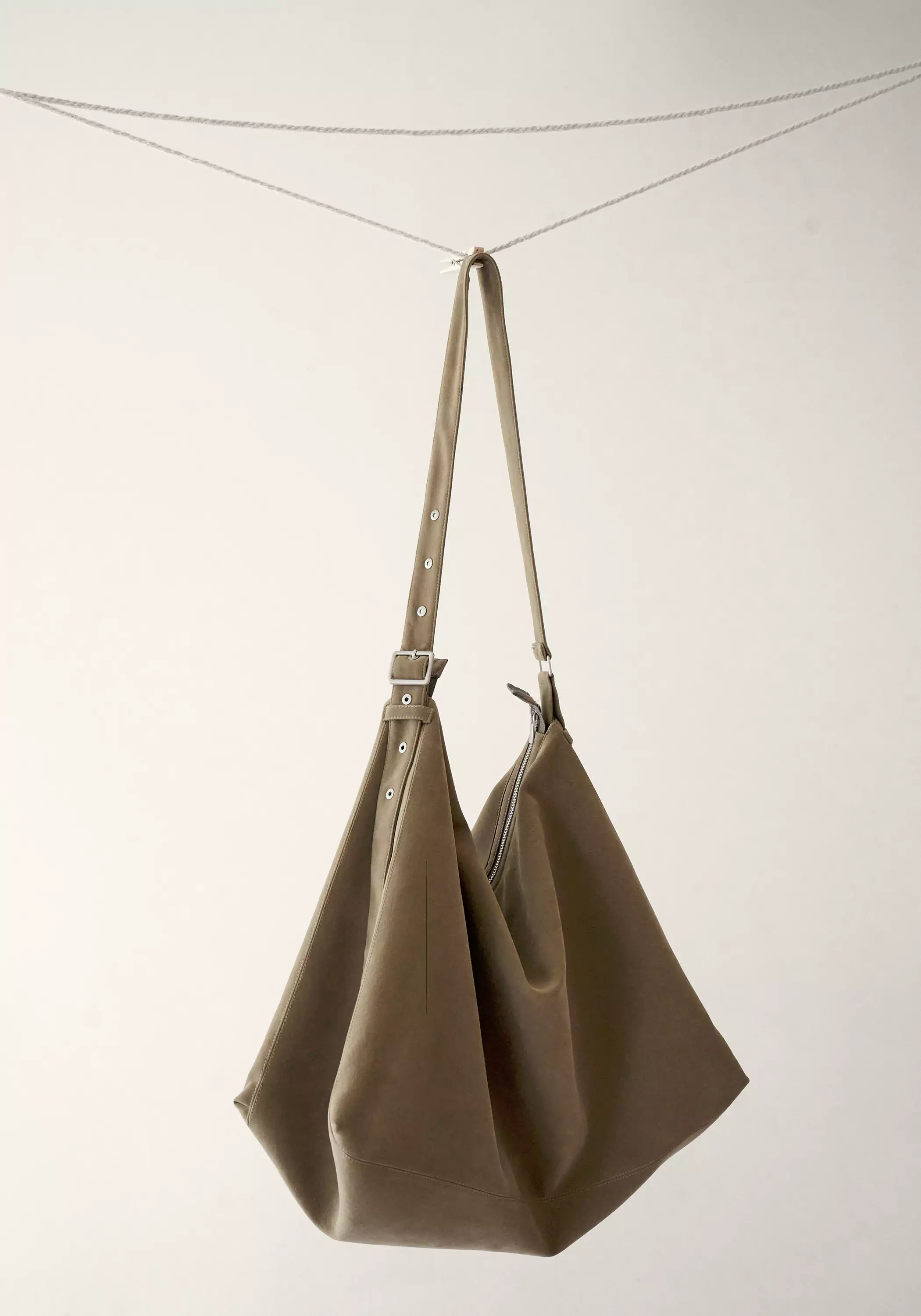 #color_light brown