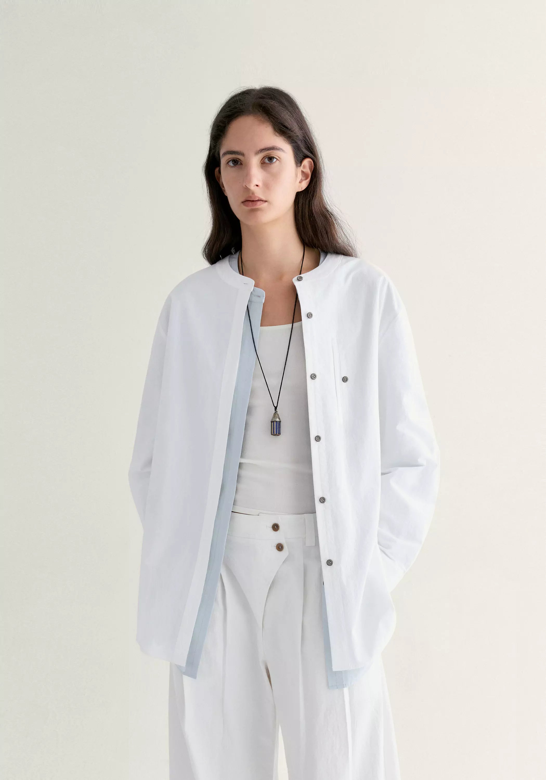#color_off white