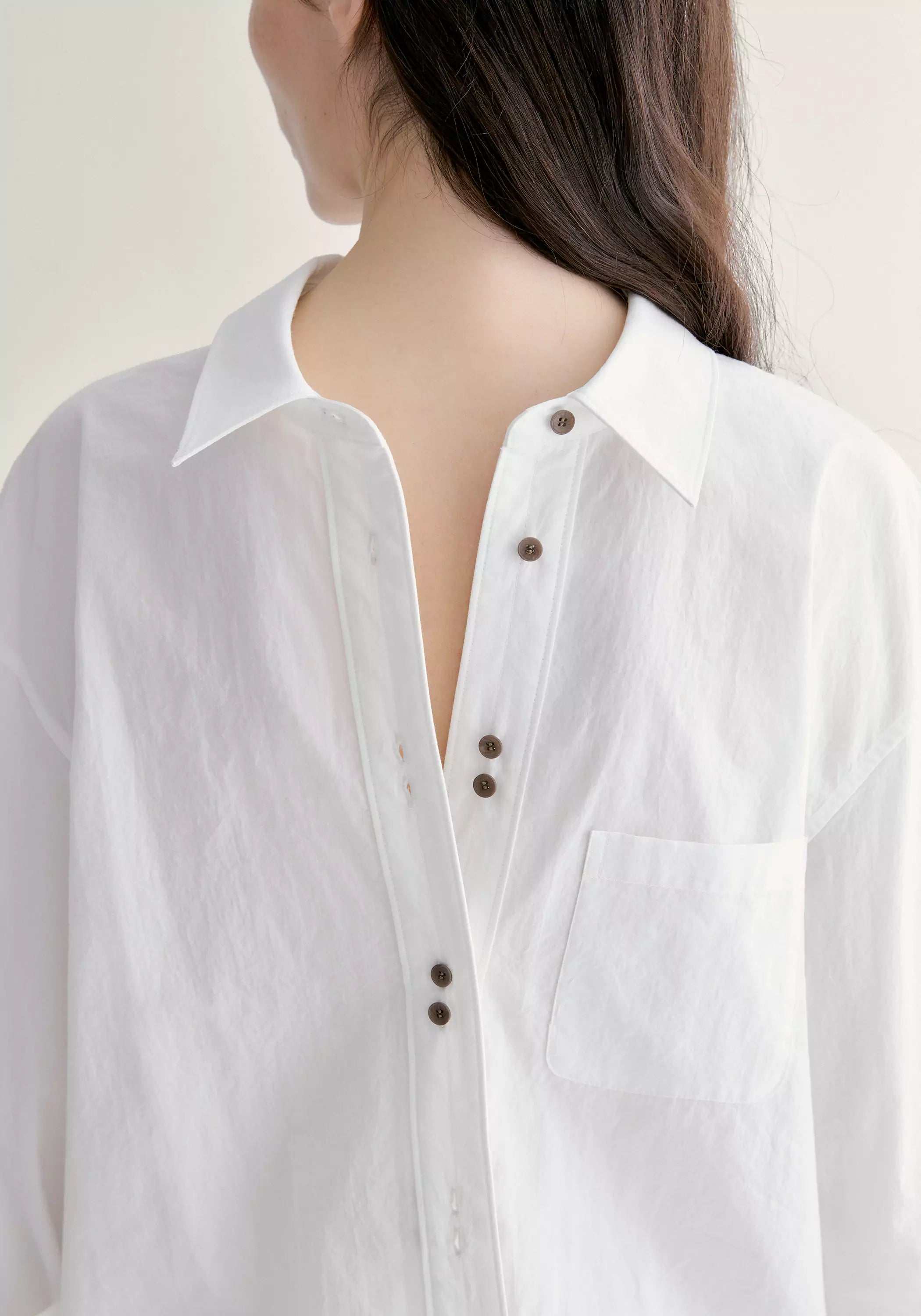#color_off white