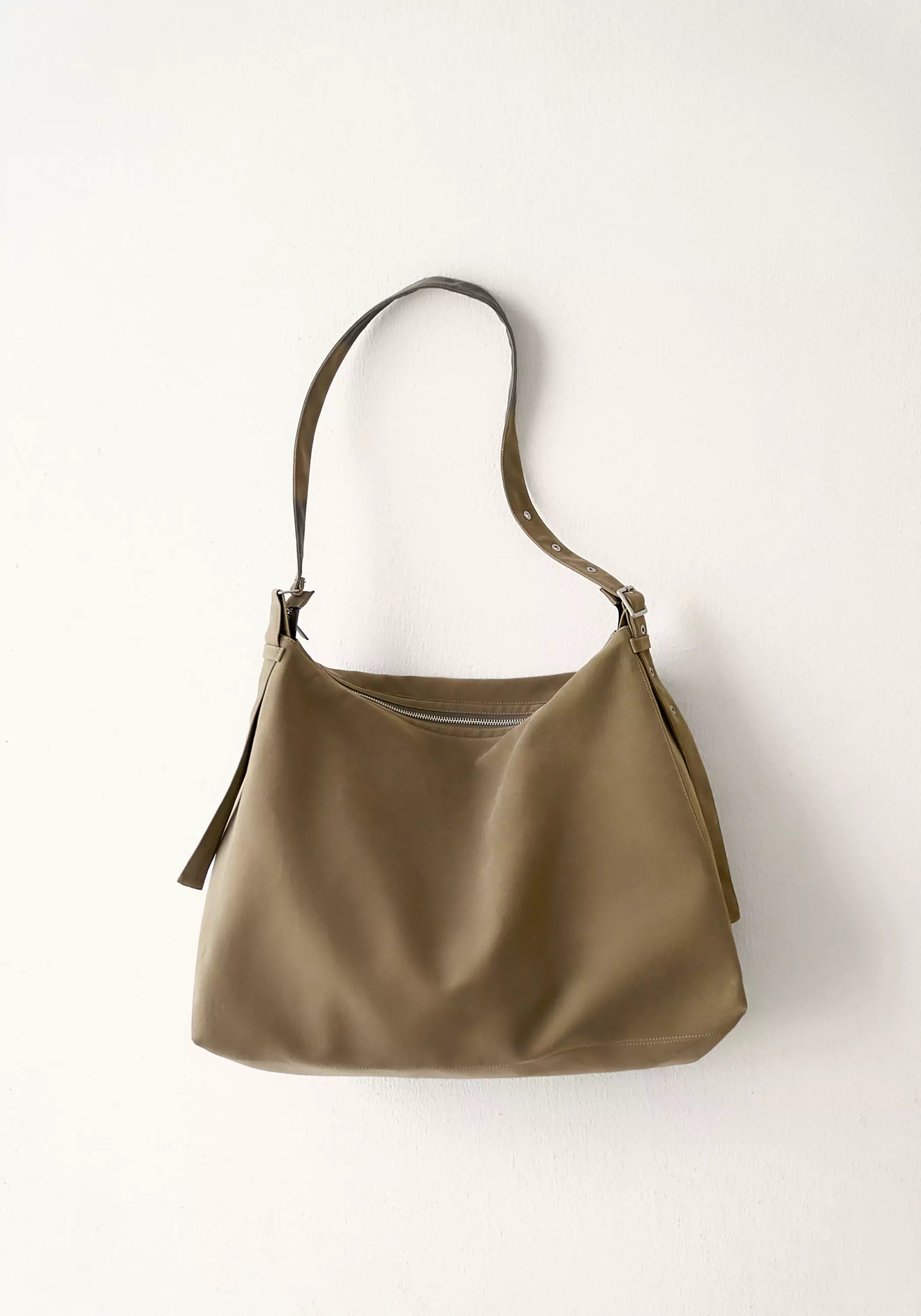 #color_light brown