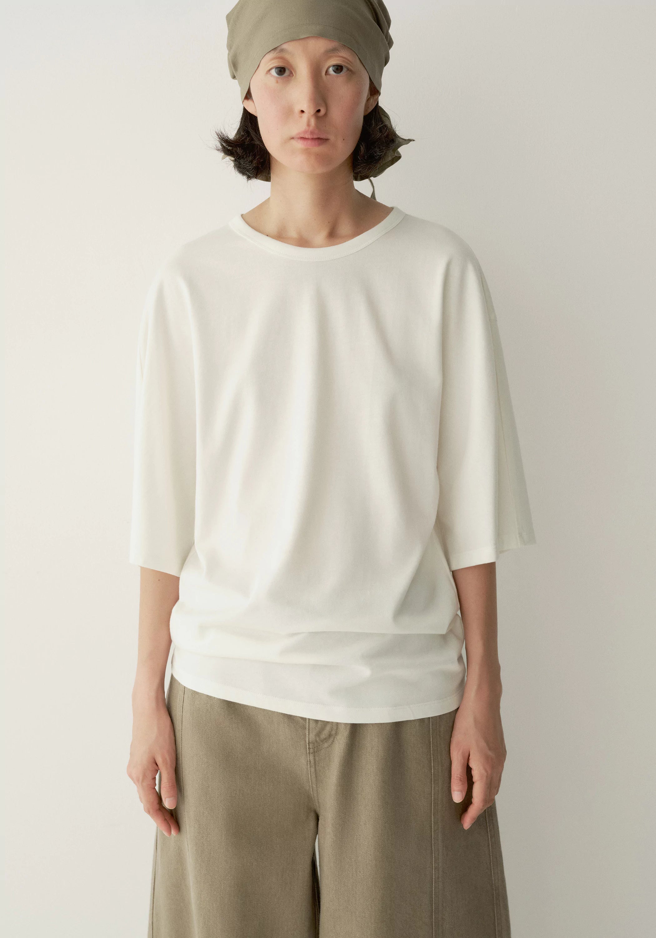 #color_off white
