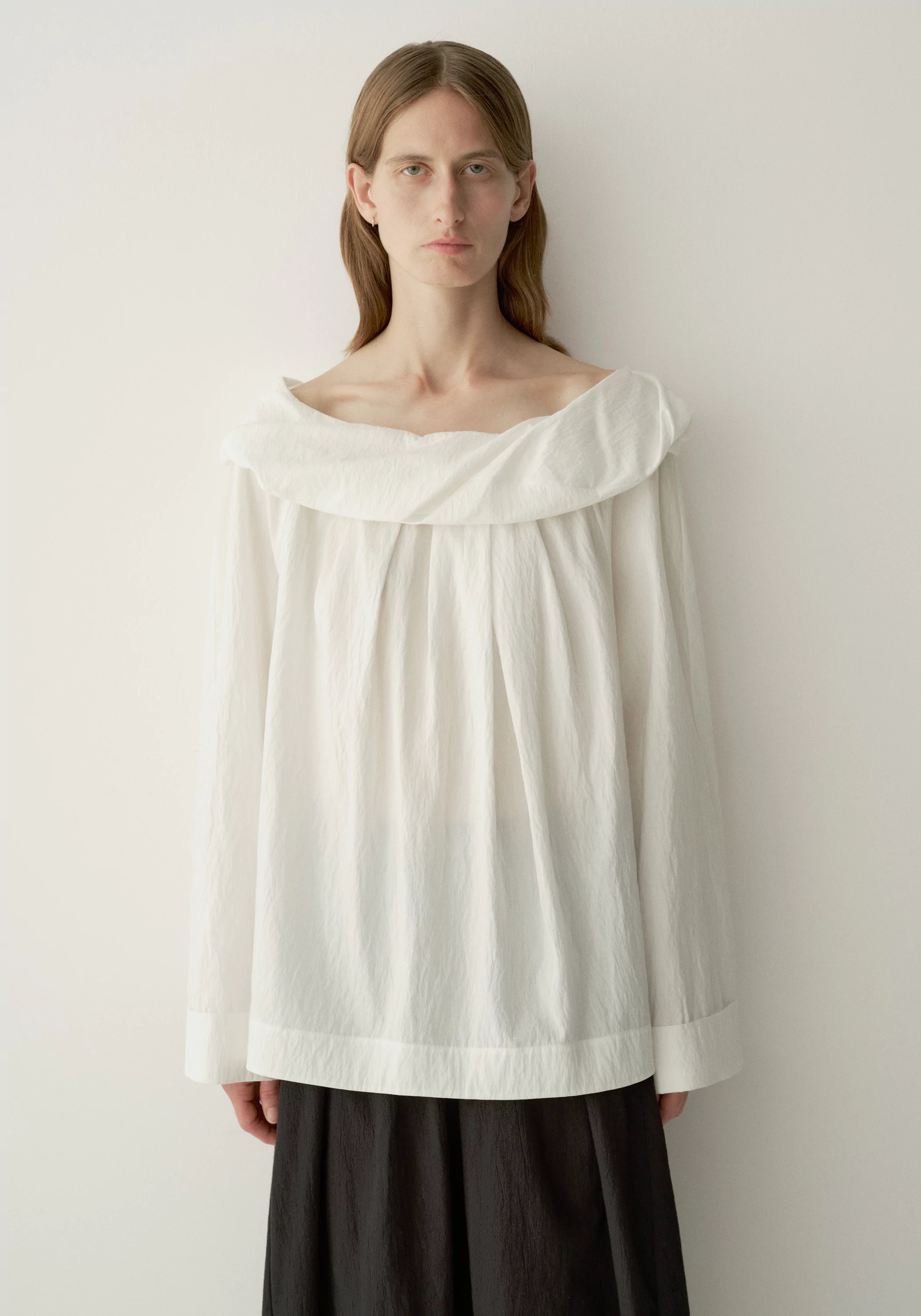 #color_off white