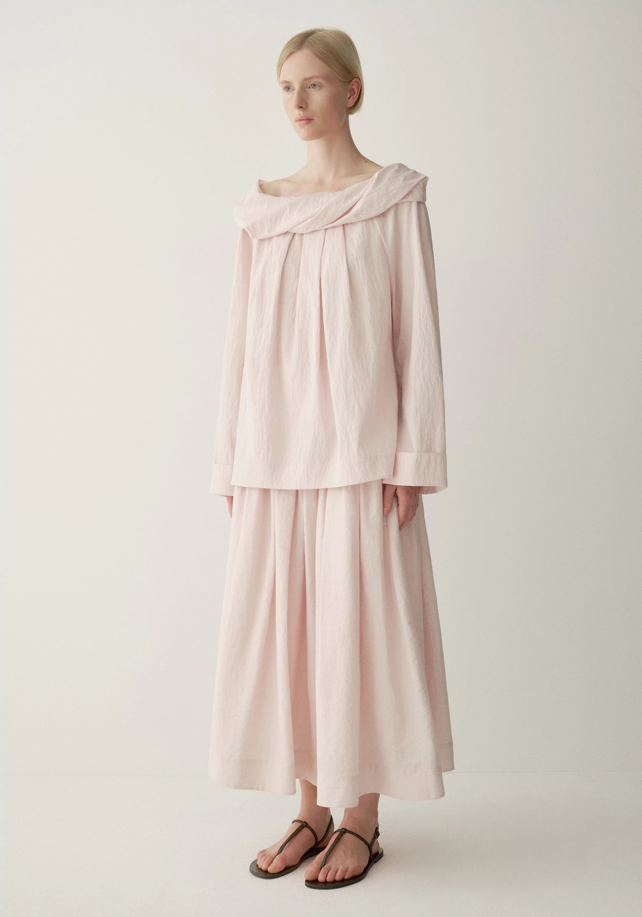 #color_light pink