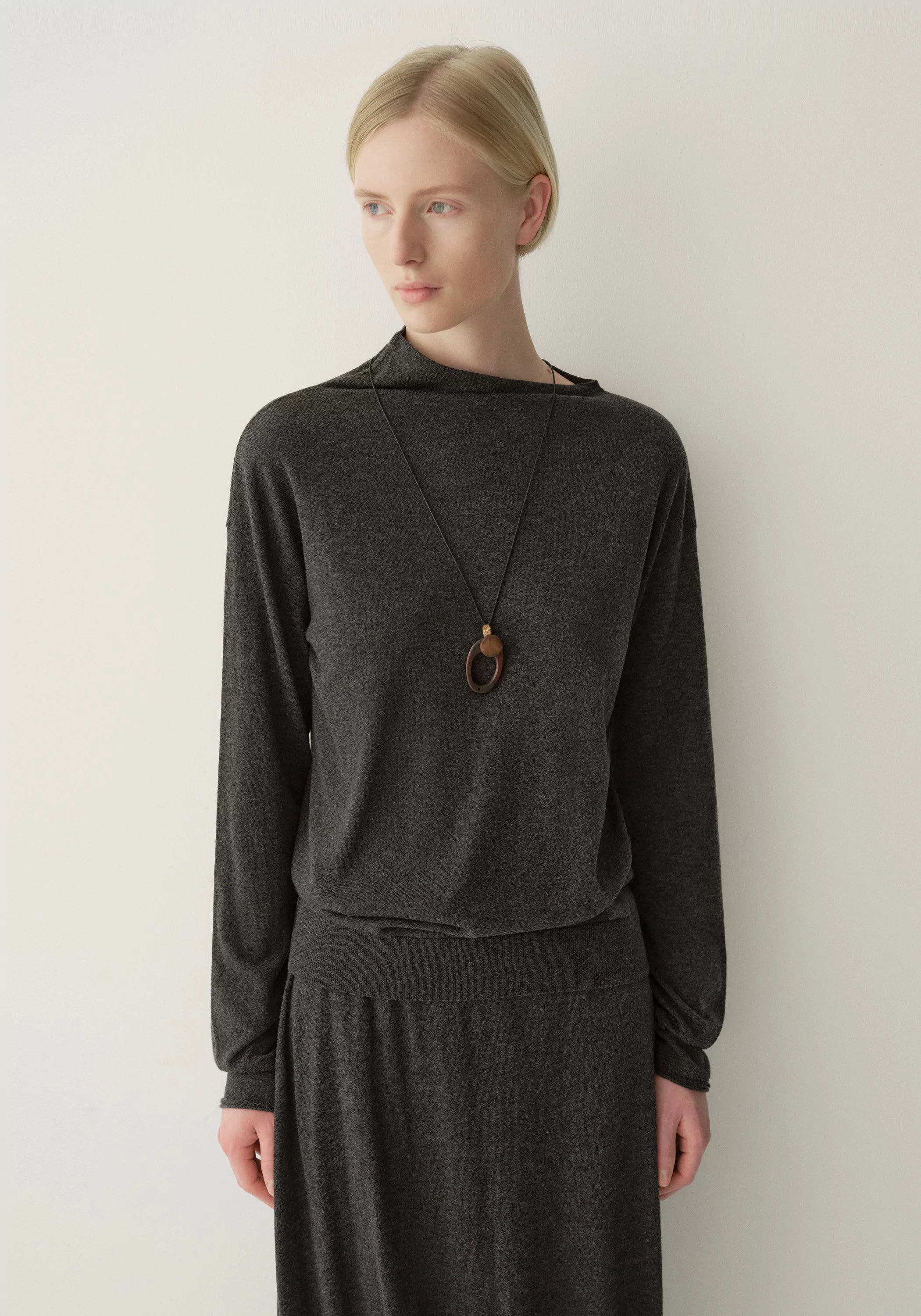 #color_dark gray