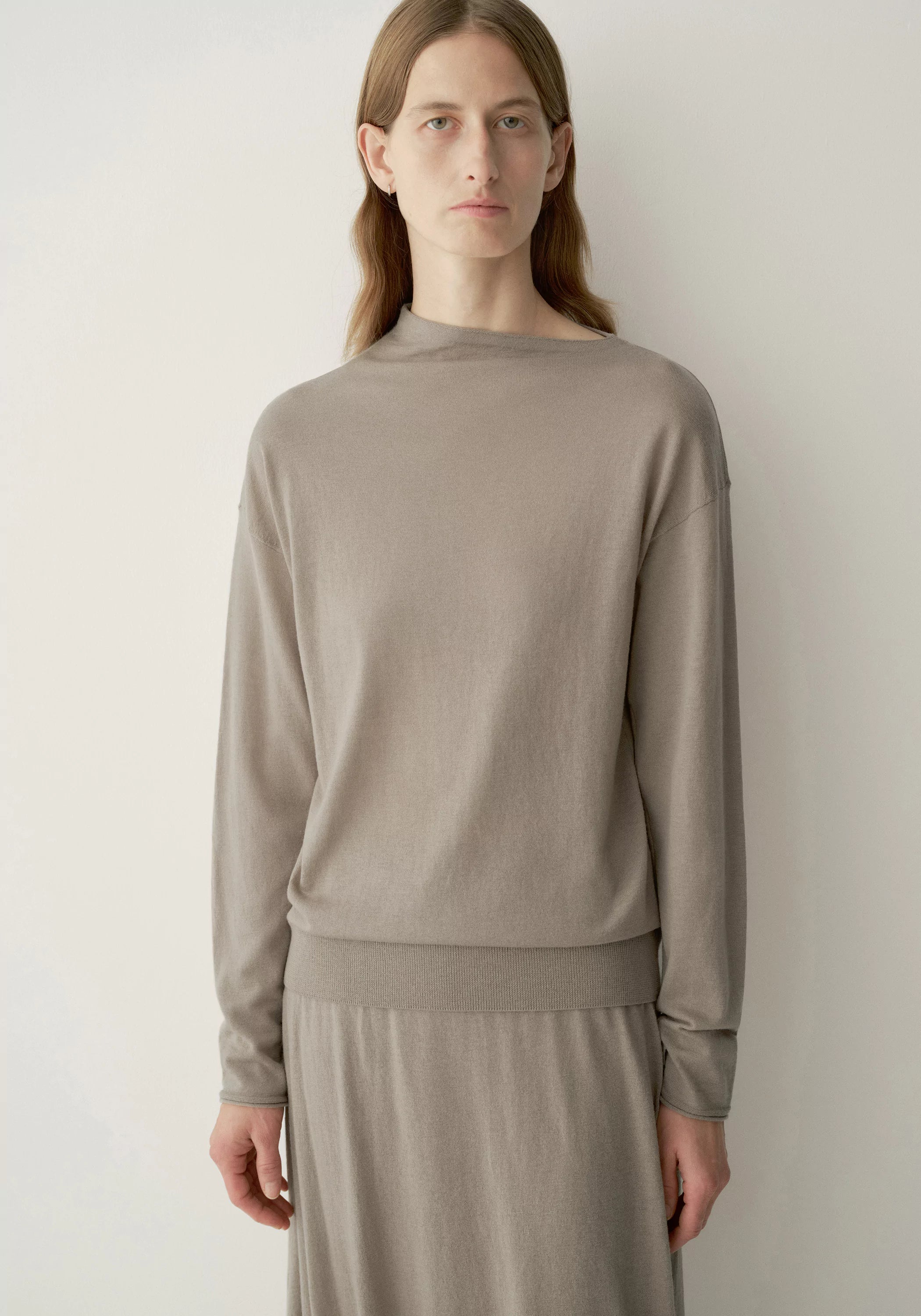 #color_olive brown