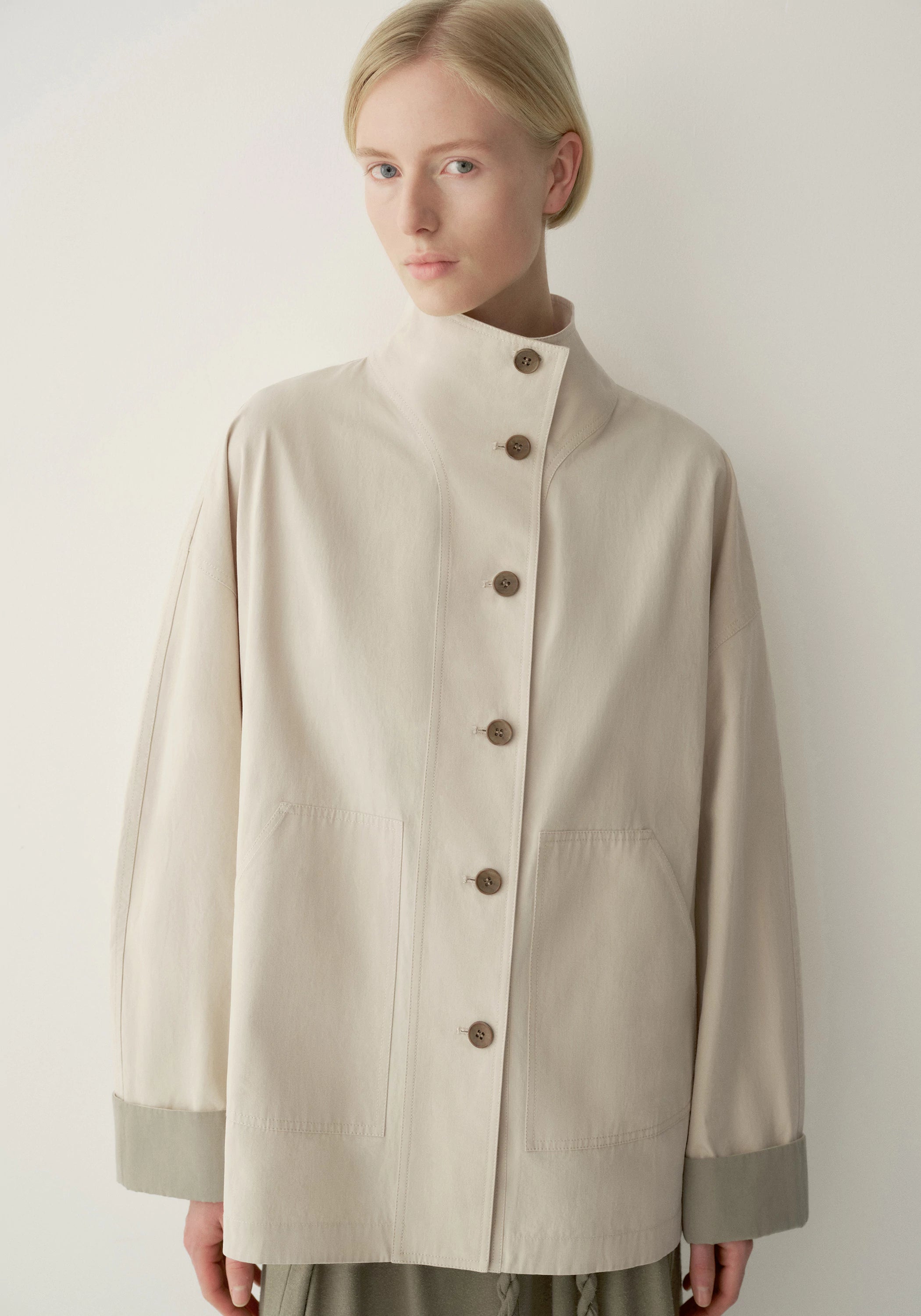 #color_light khaki