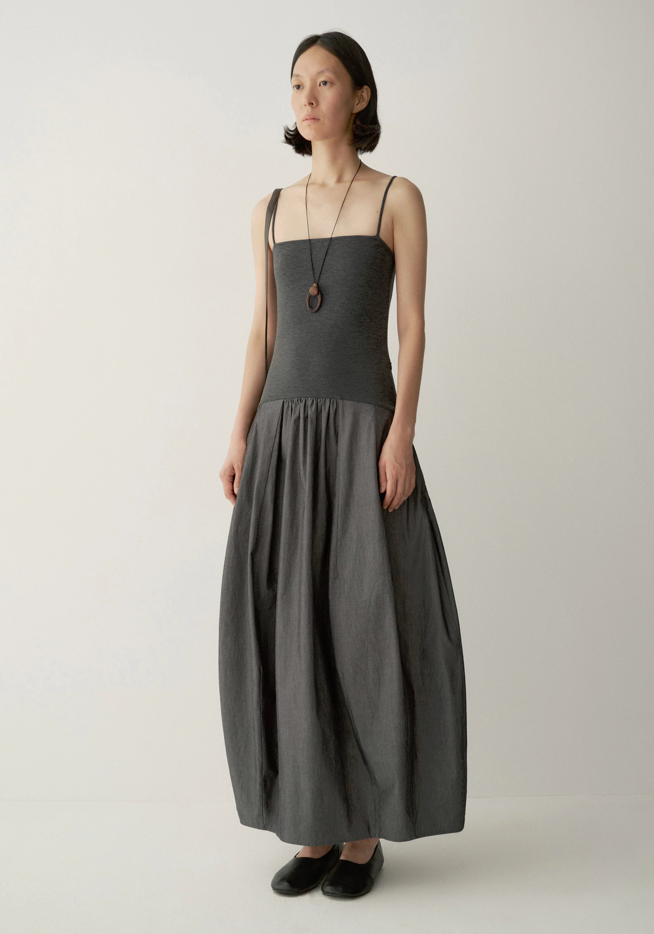 #color_dark gray