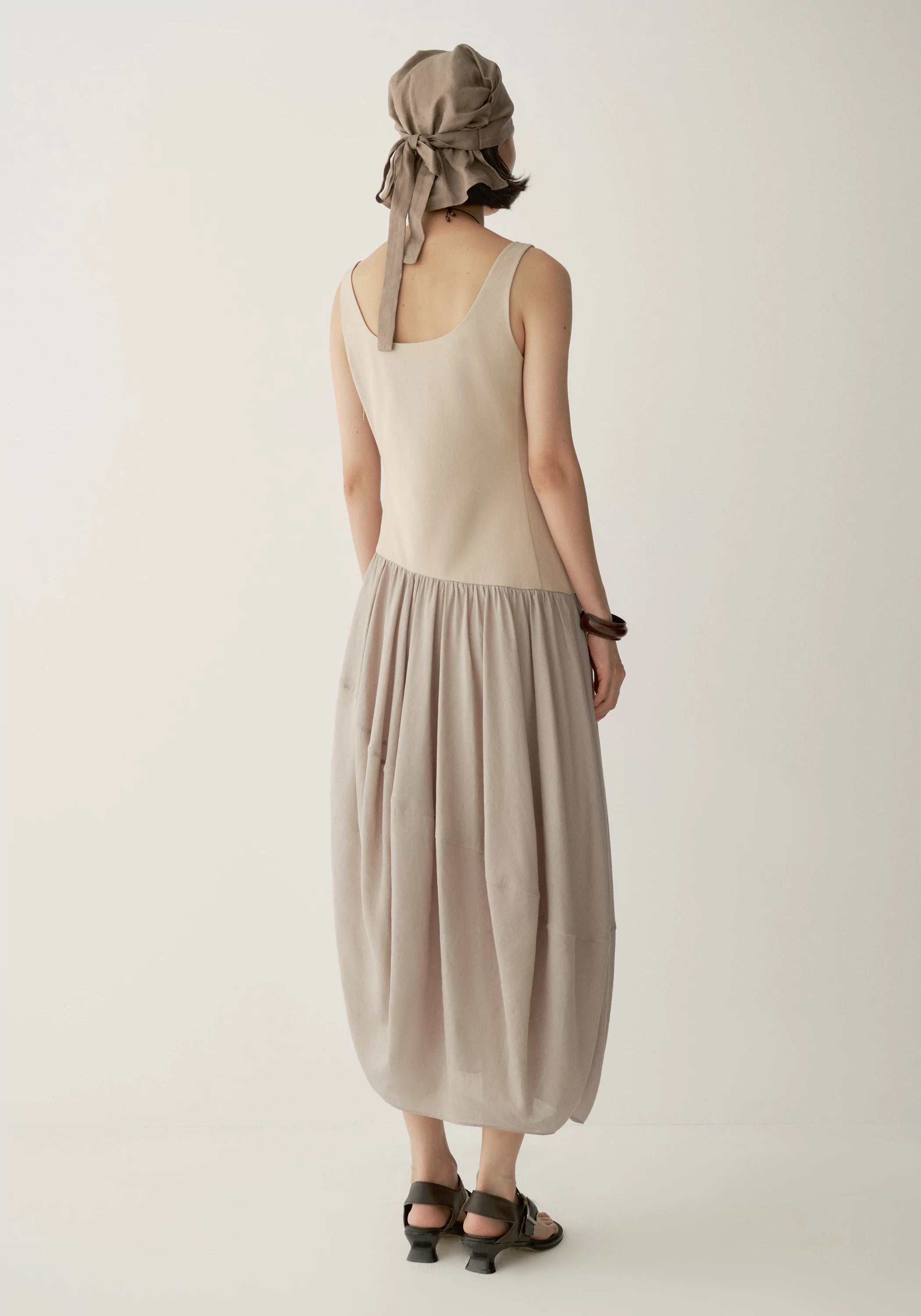 #color_light khaki