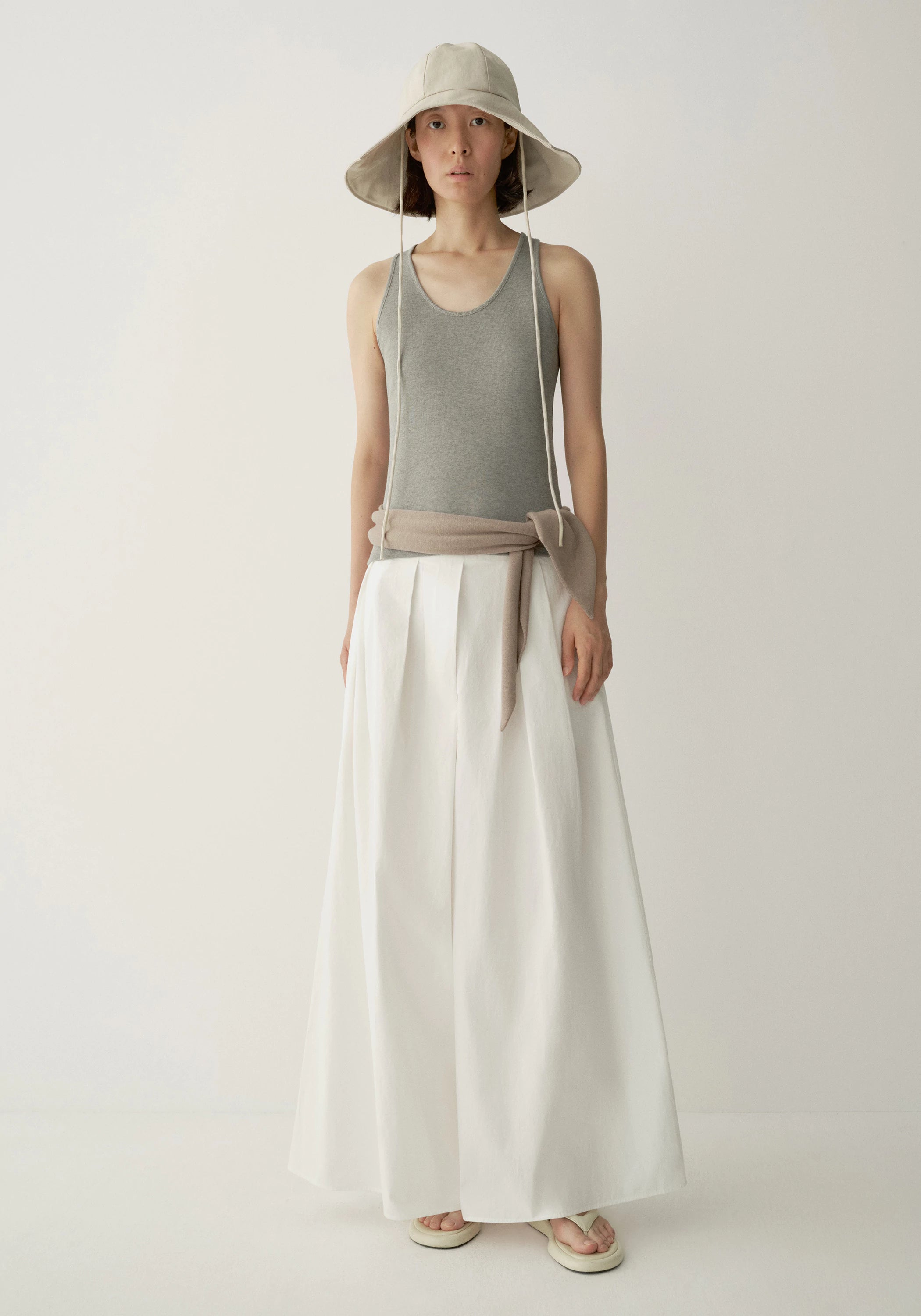 #color_light gray