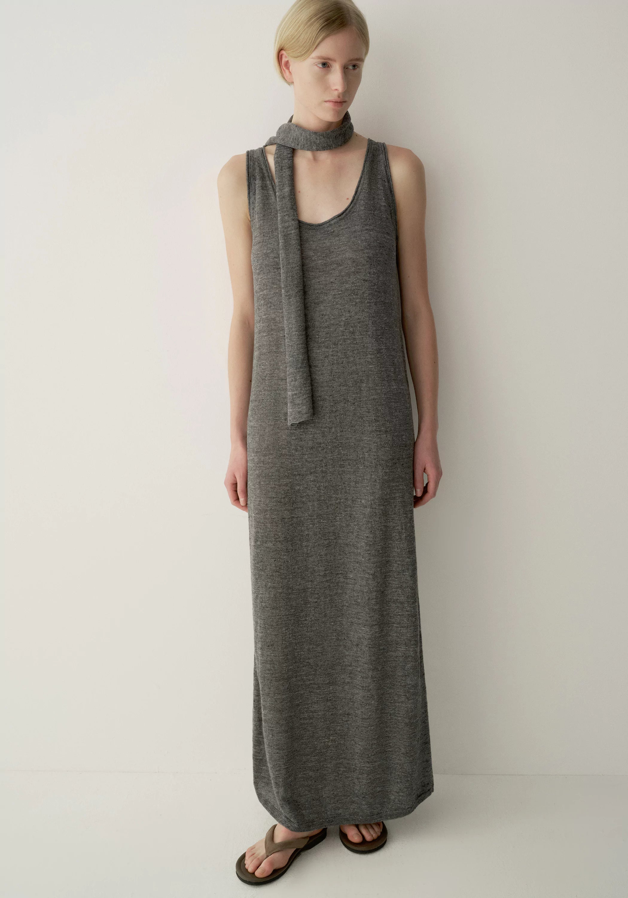 #color_dark gray