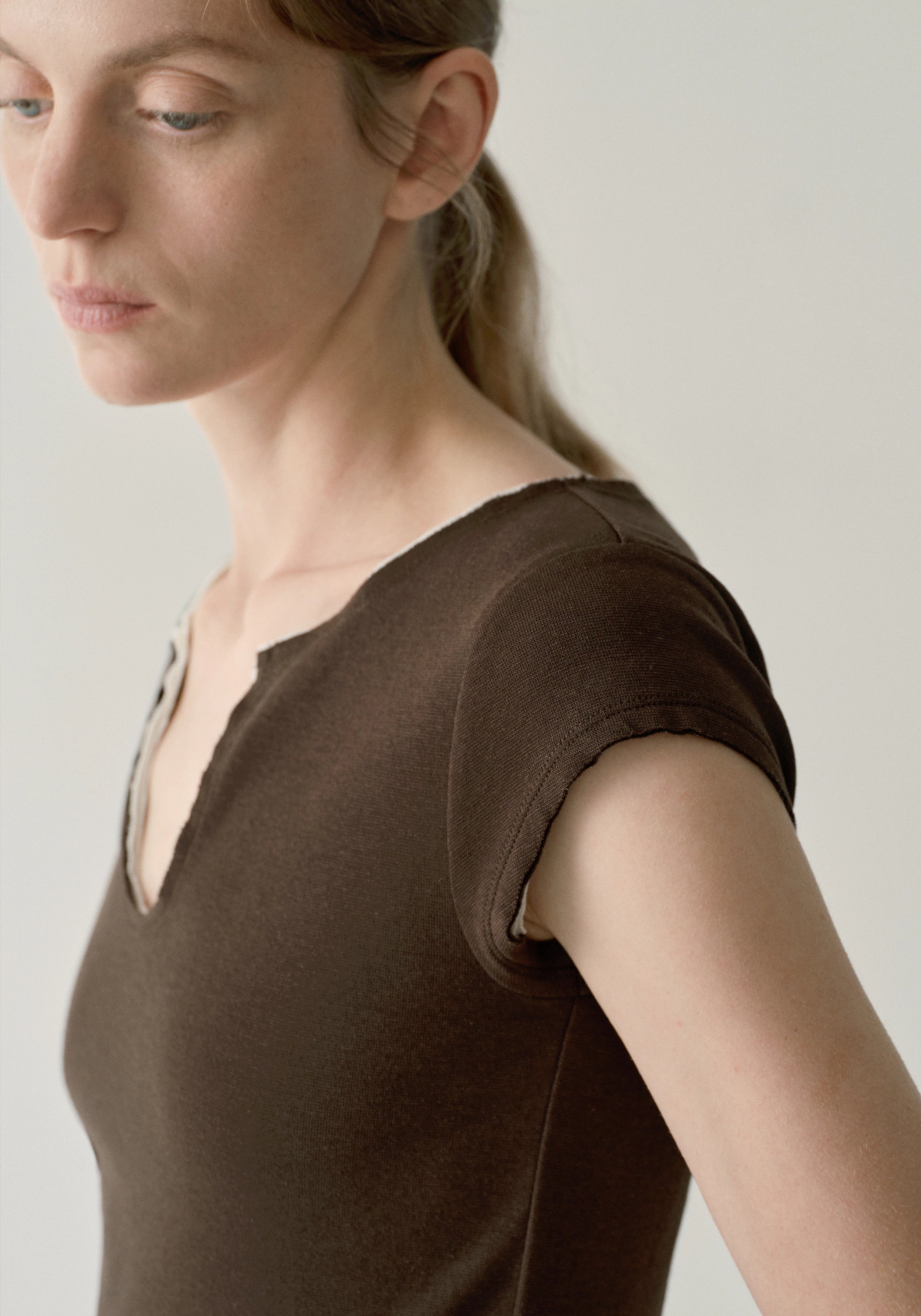 #color_raw umber