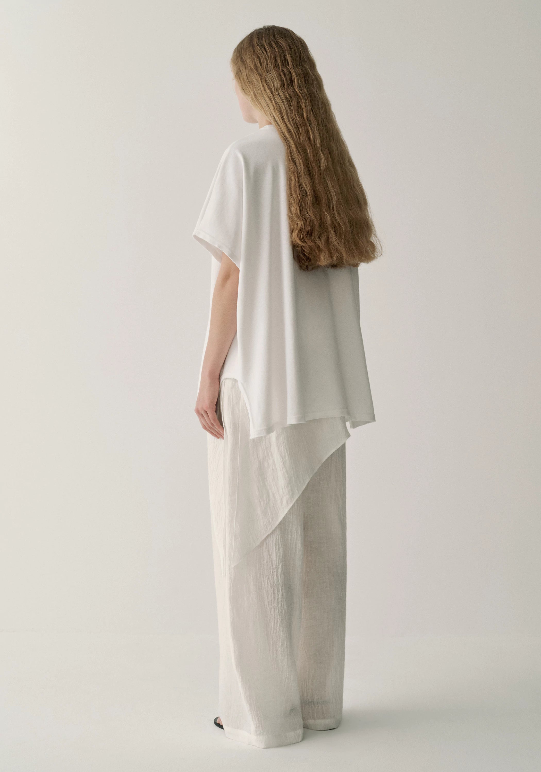 #color_off white