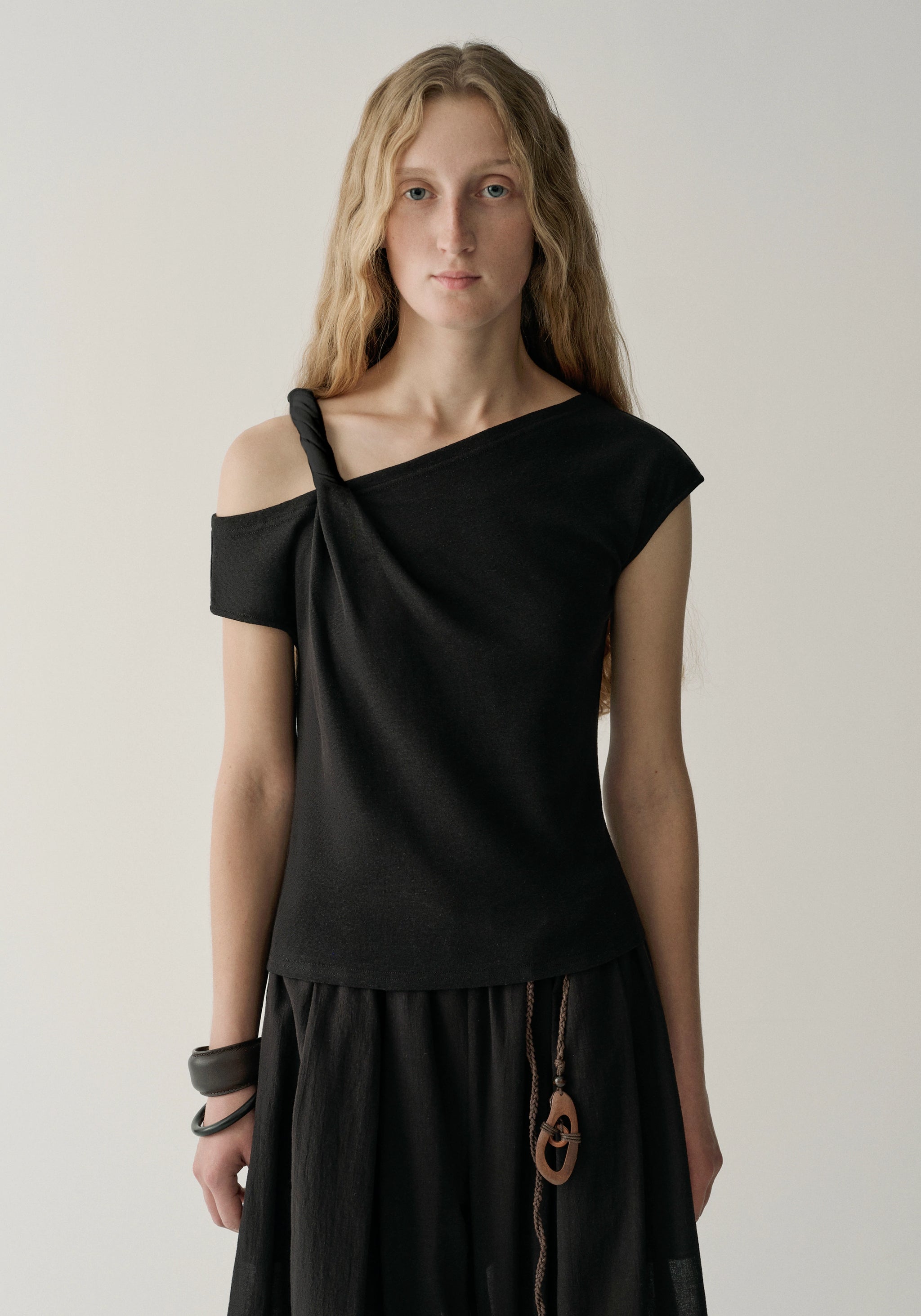 One-shoulder Twist Rib T-shirt