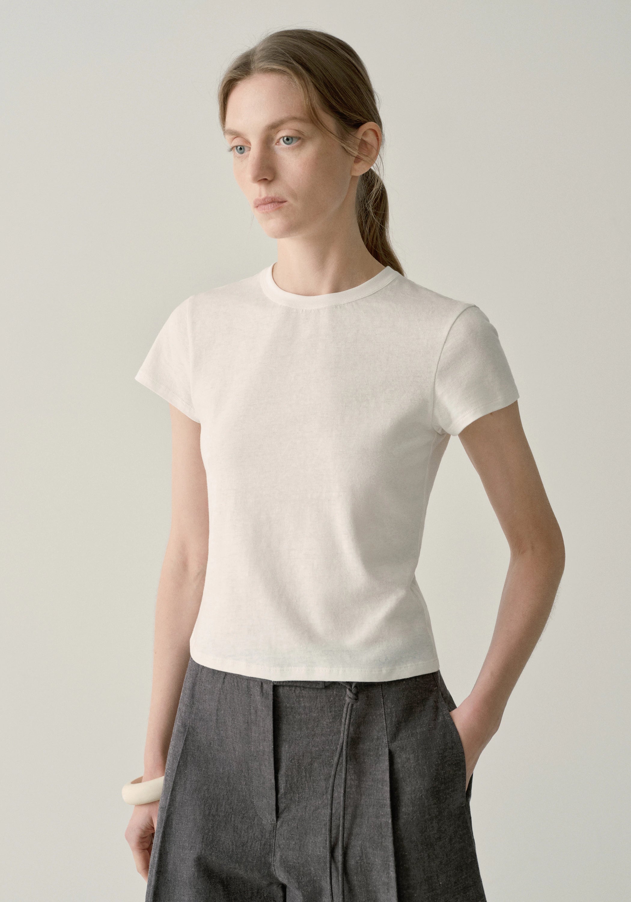 #color_off white