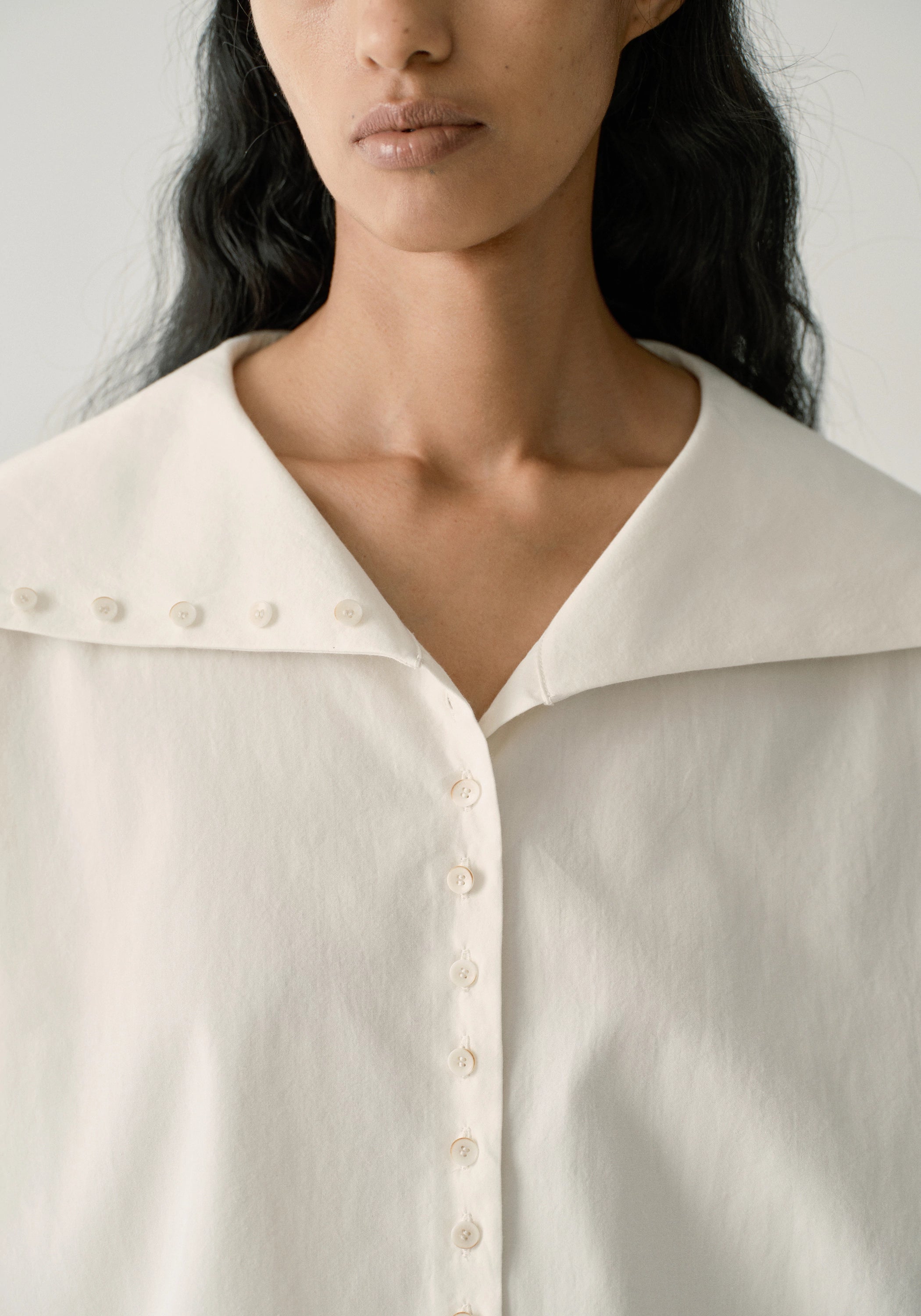 #color_off white