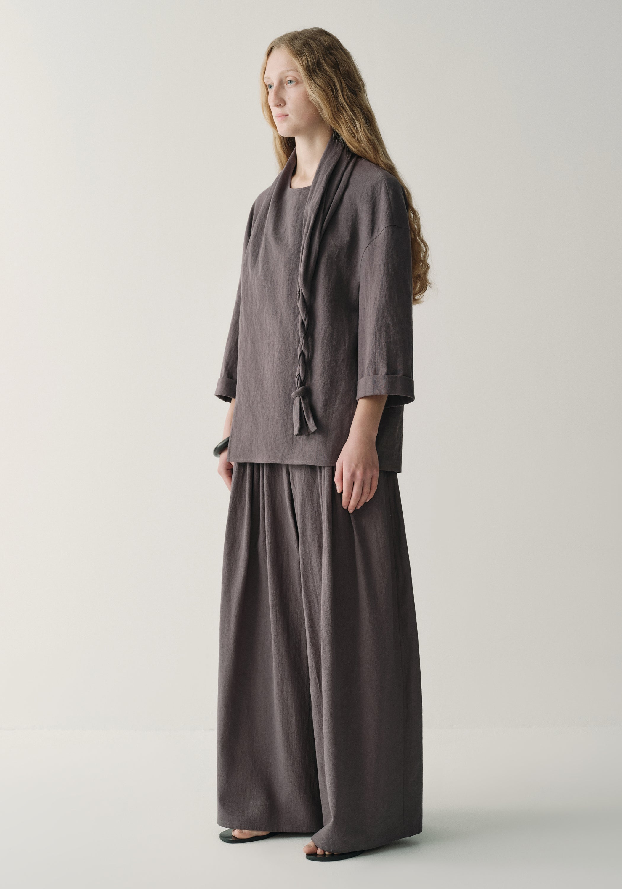 #color_plum brown