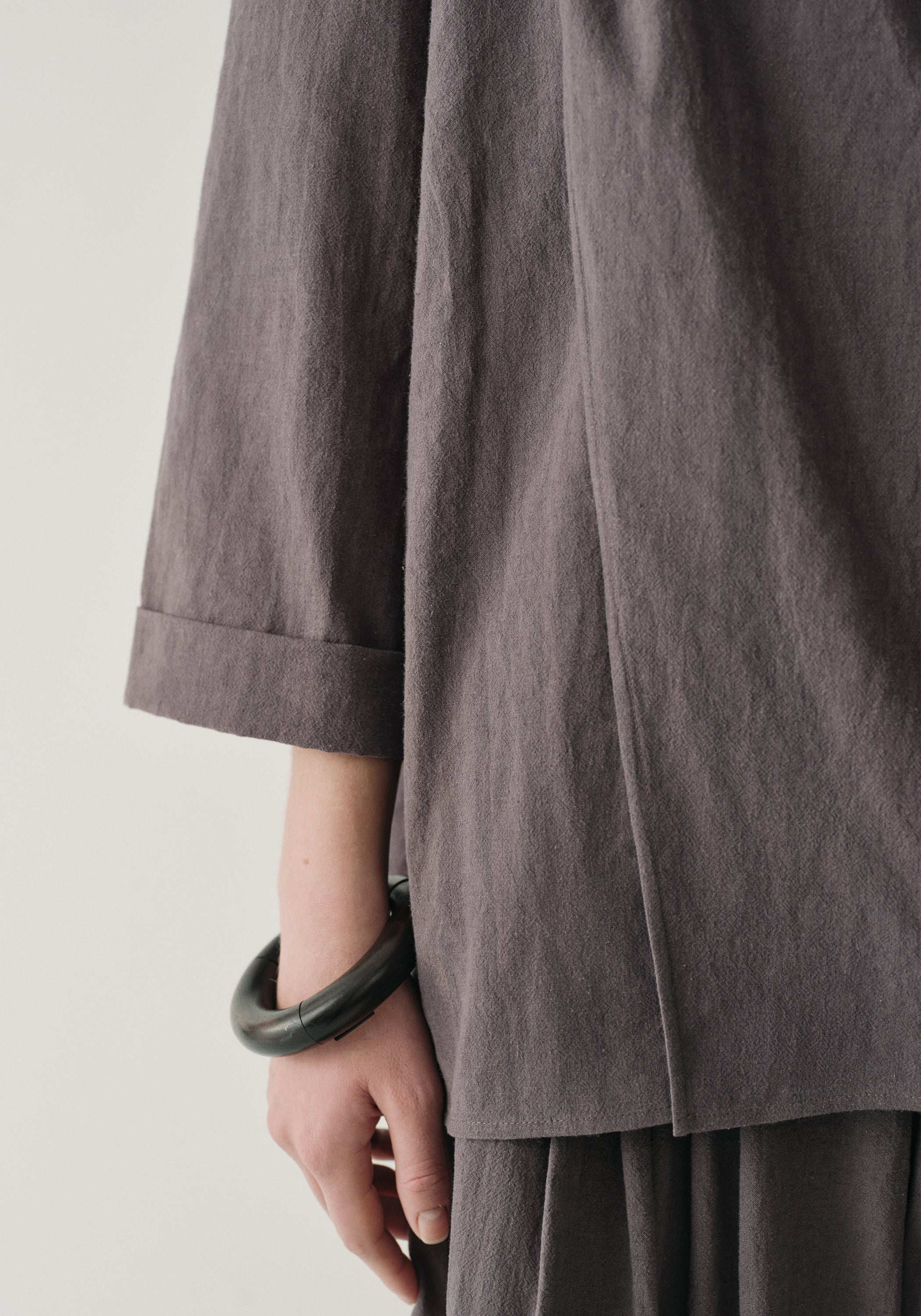 #color_plum brown