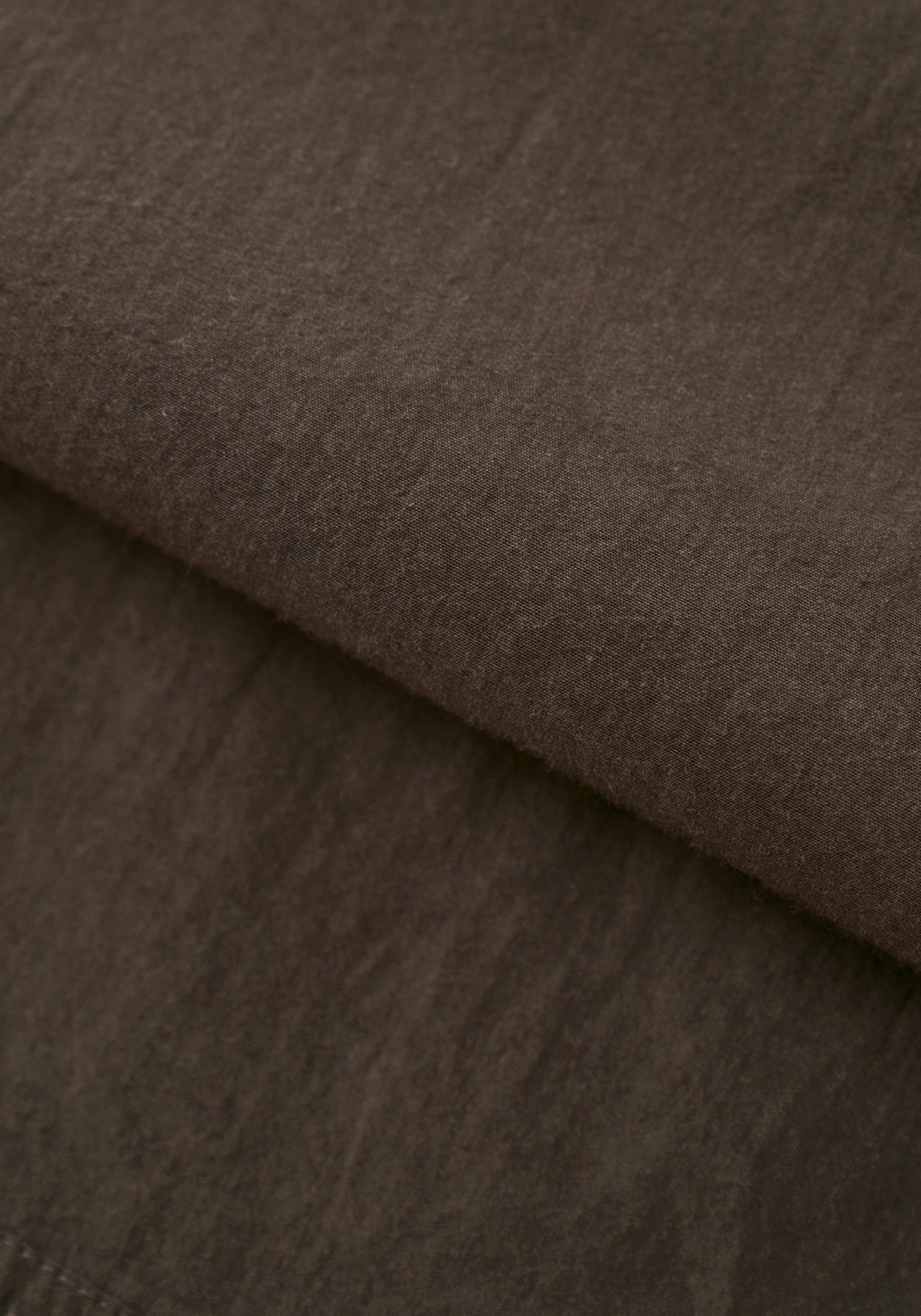 #color_raw umber