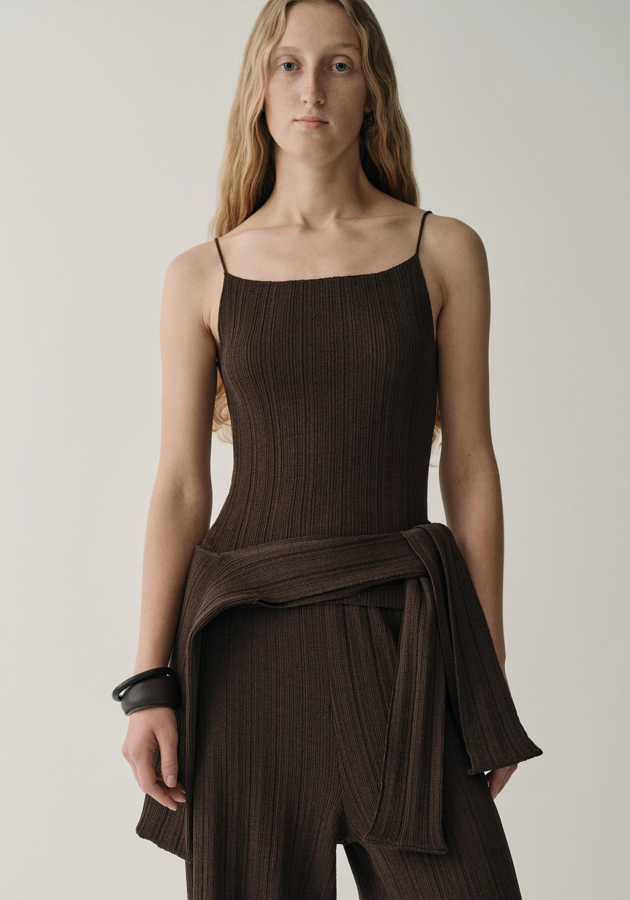#color_raw umber