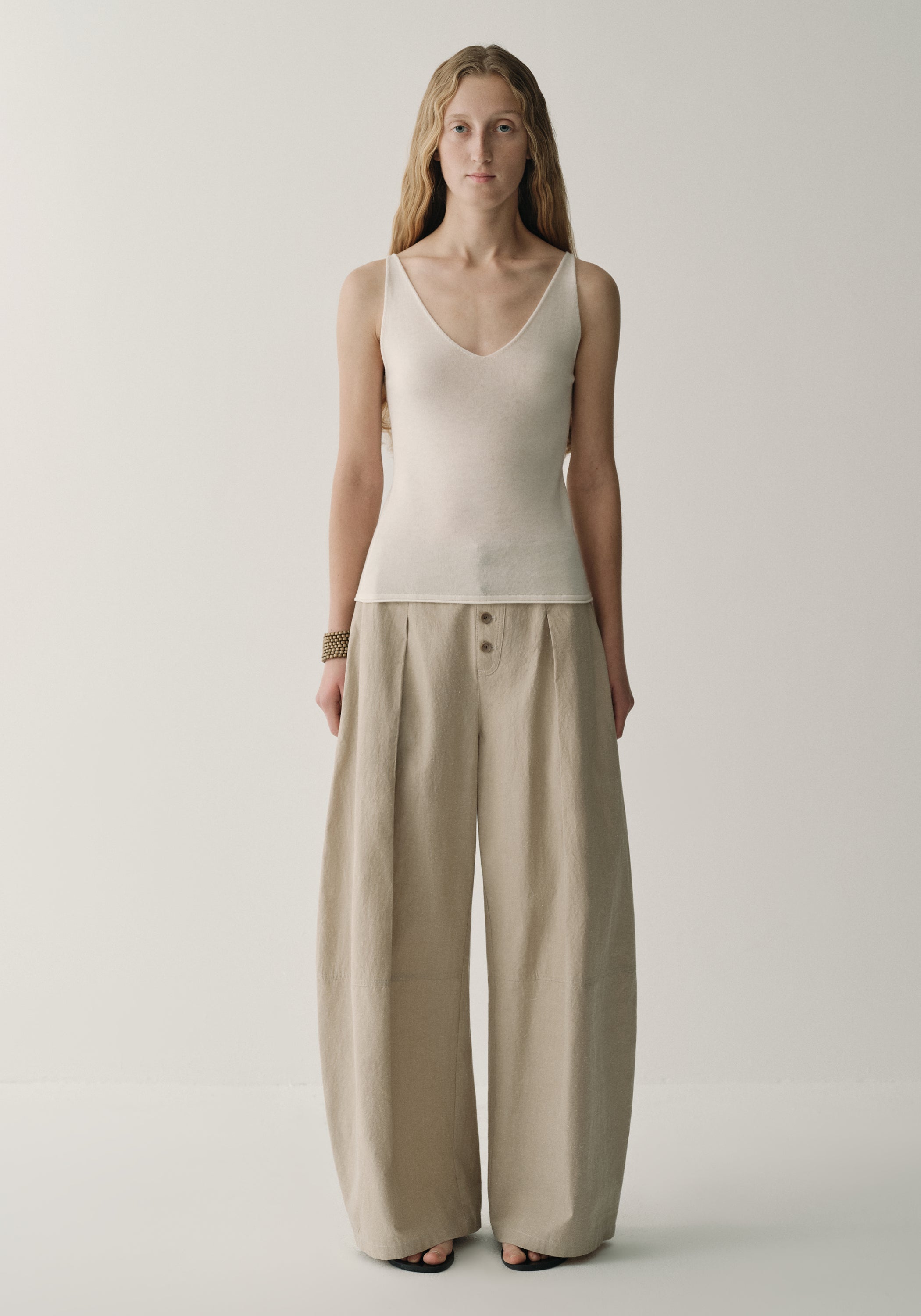 #color_ khaki