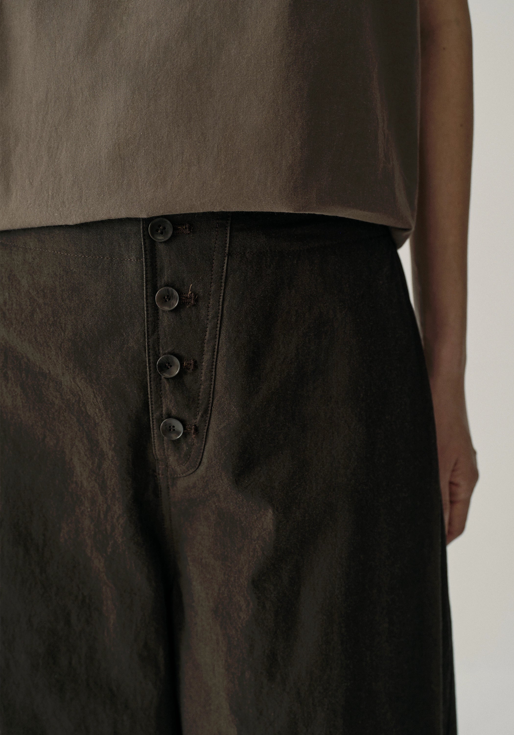 #color_raw umber