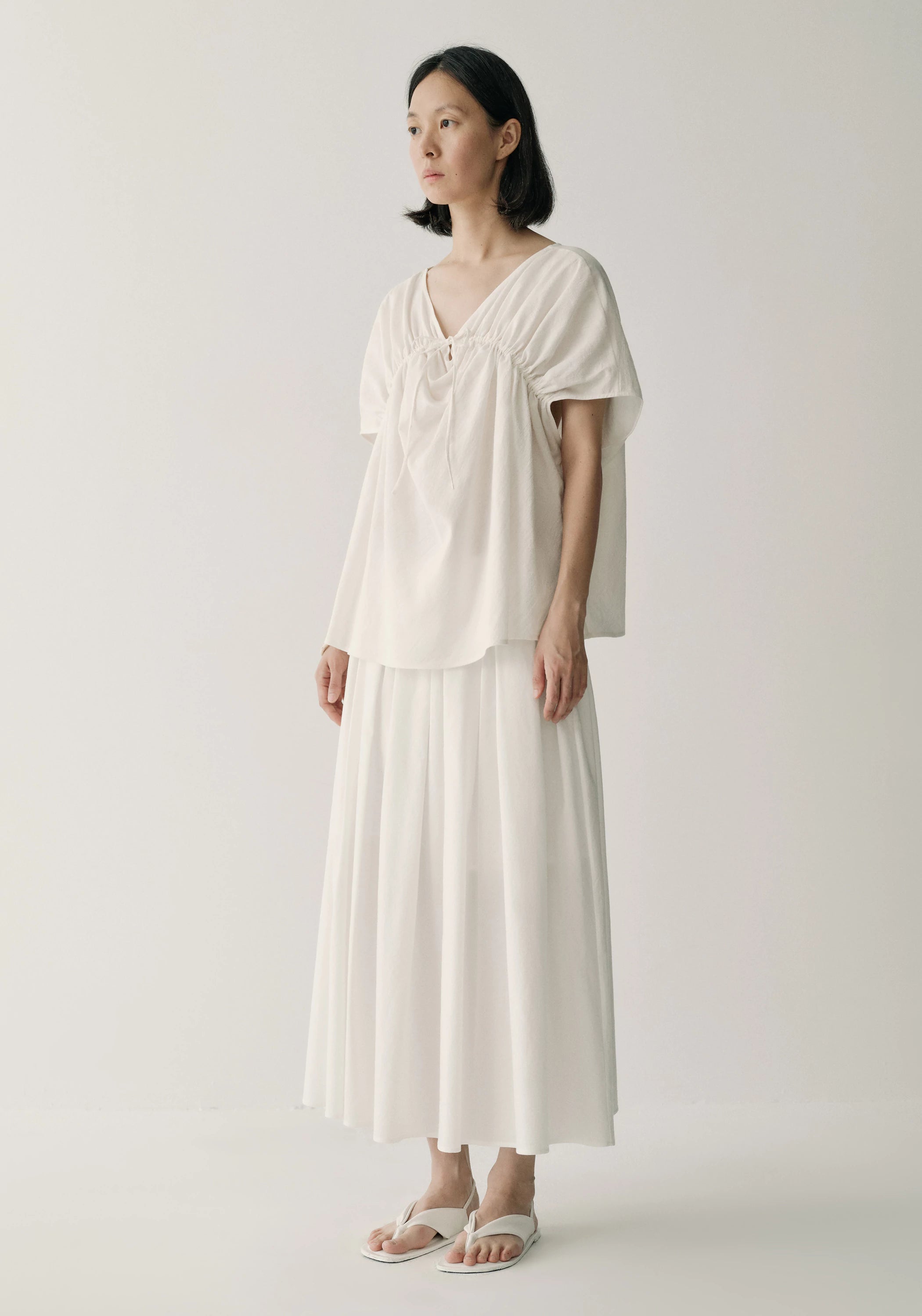#color_off white