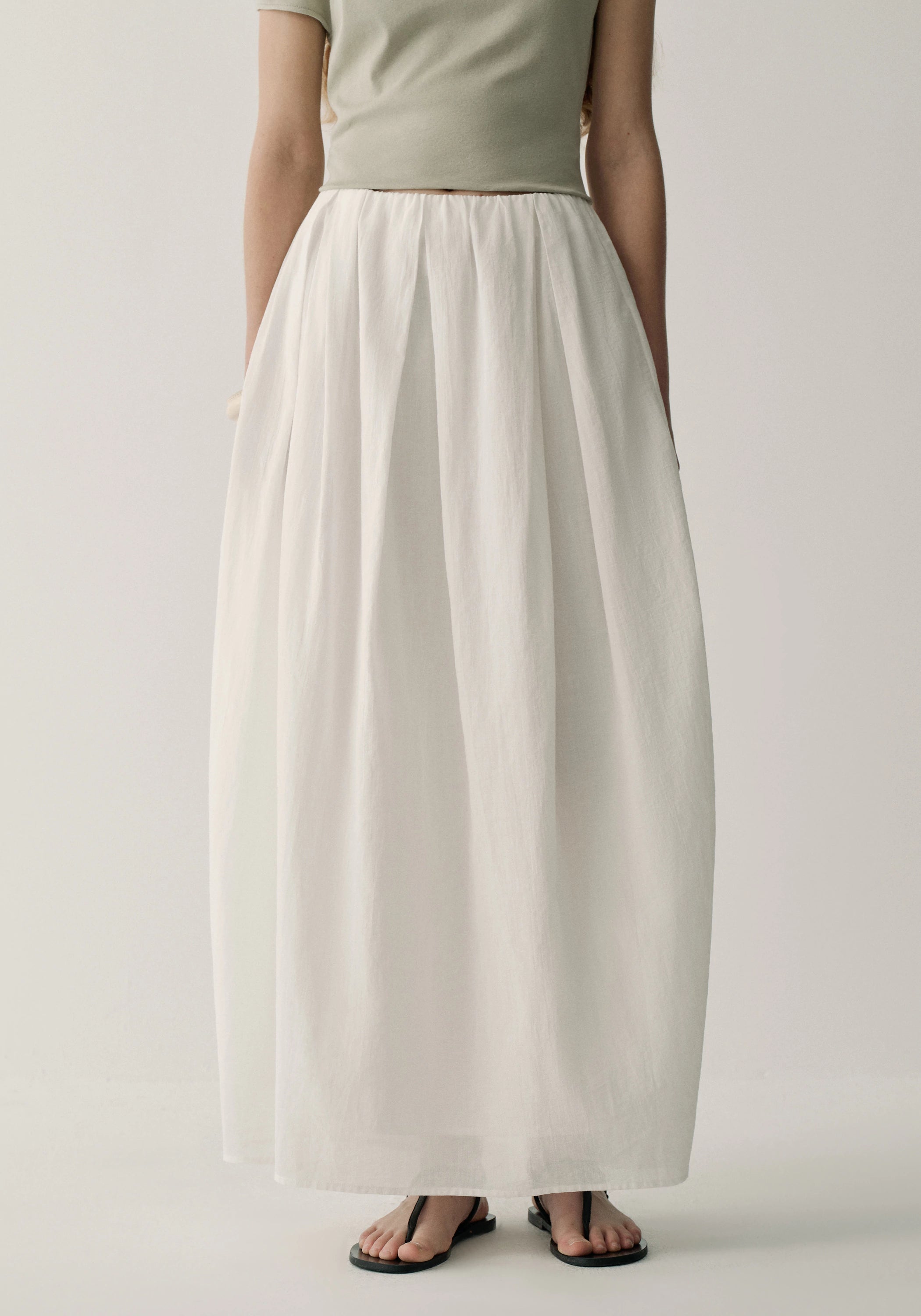 #color_off white