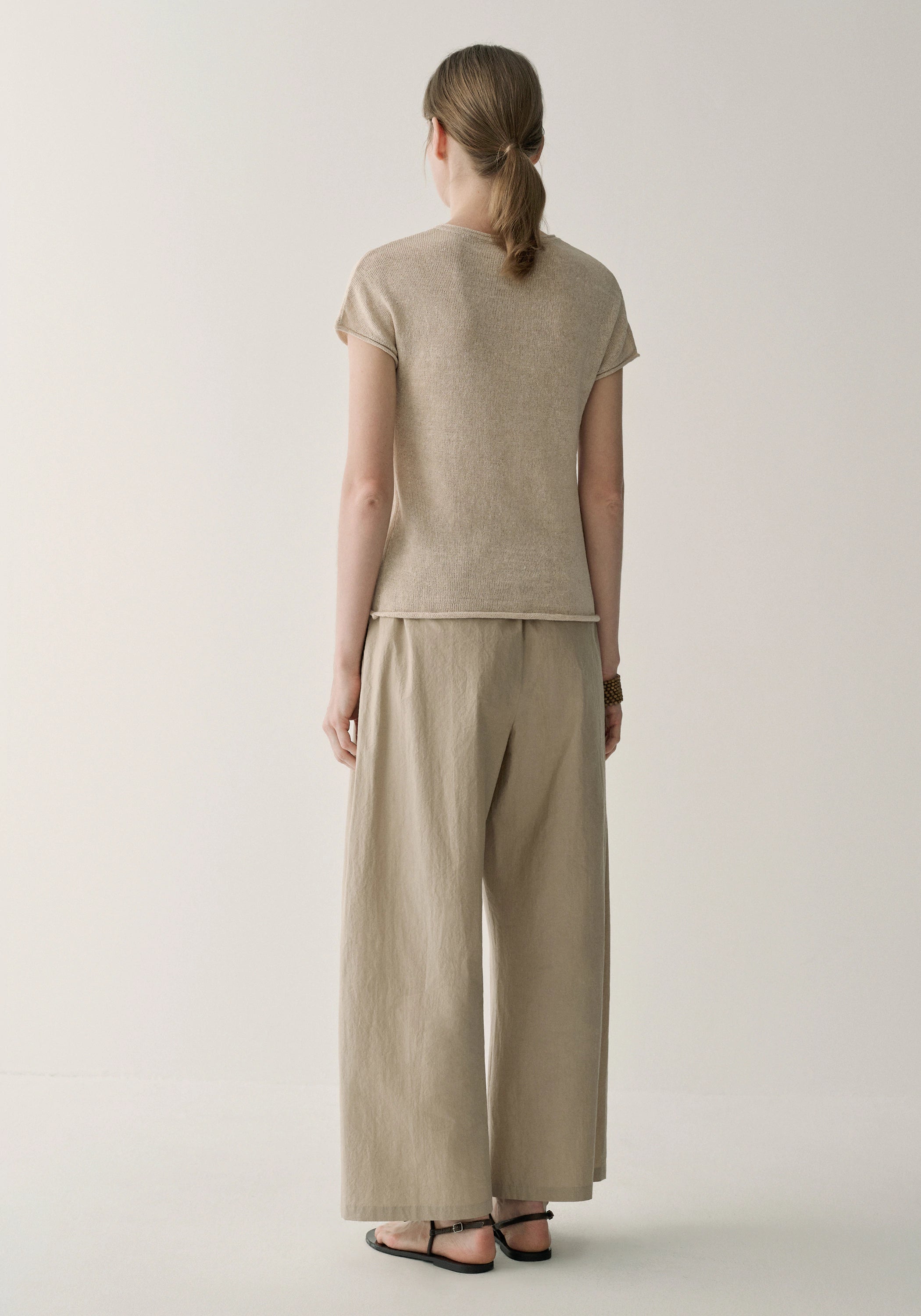 #color_light khaki