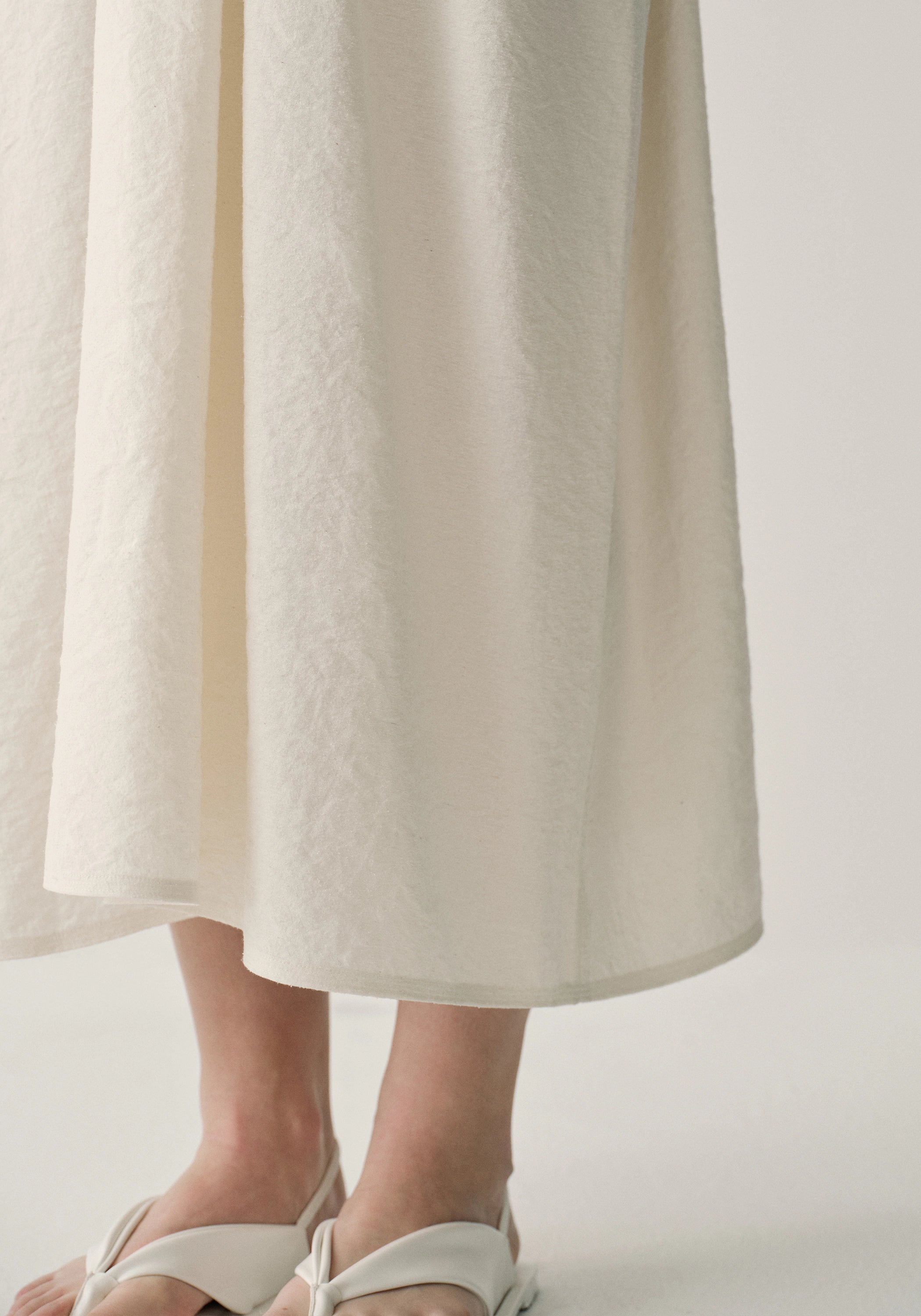#color_off white