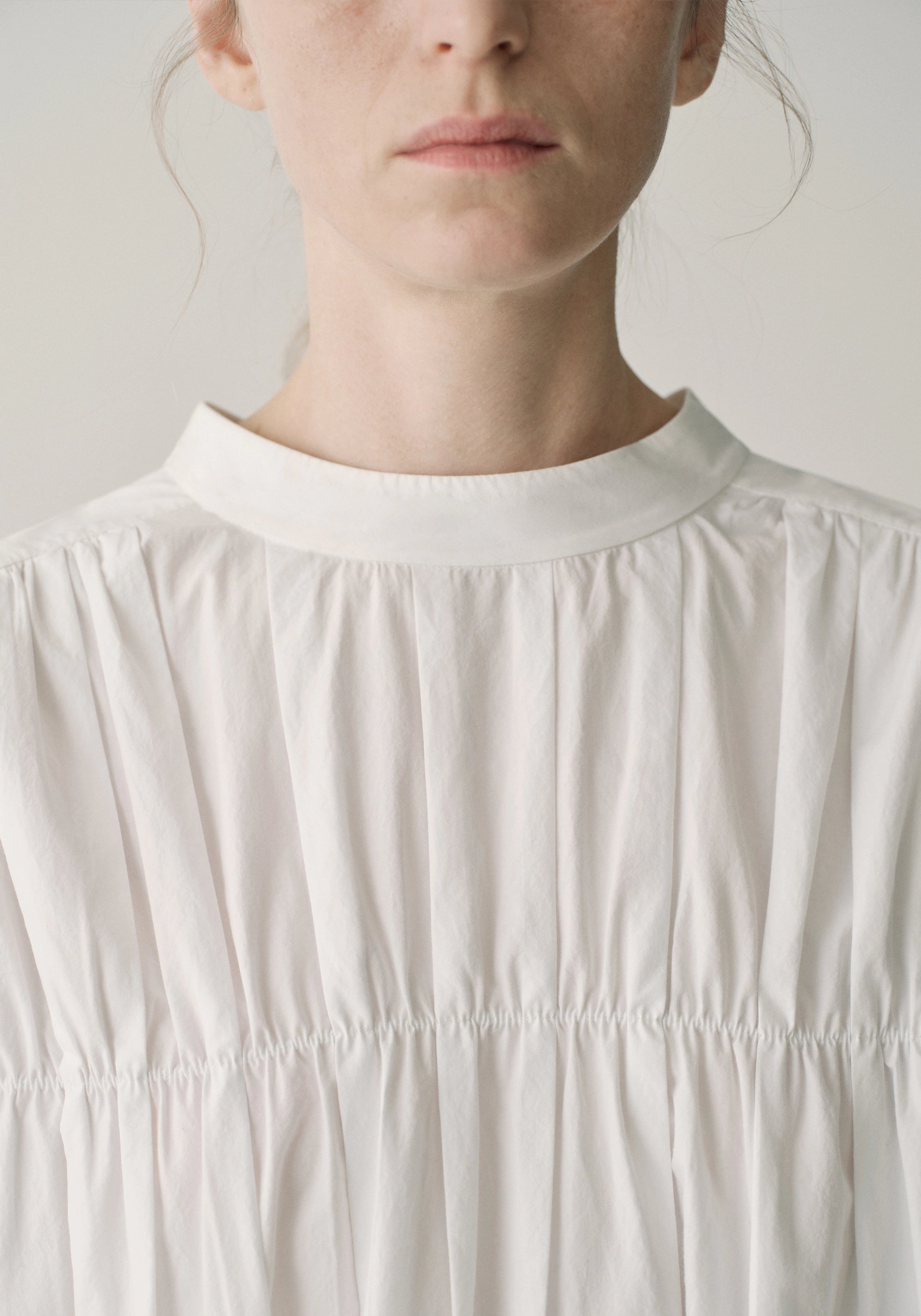 #color_off white