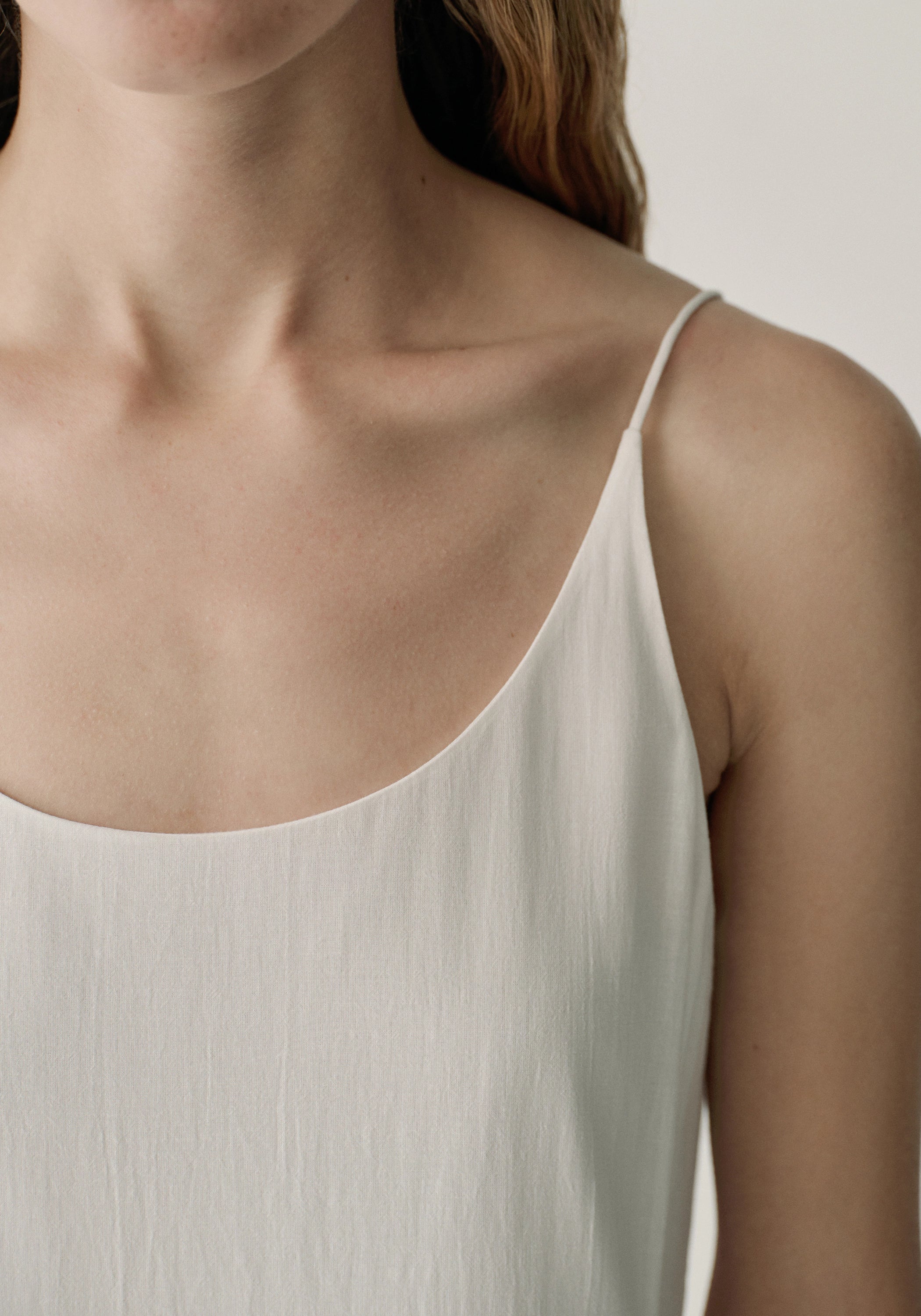 #color_off white
