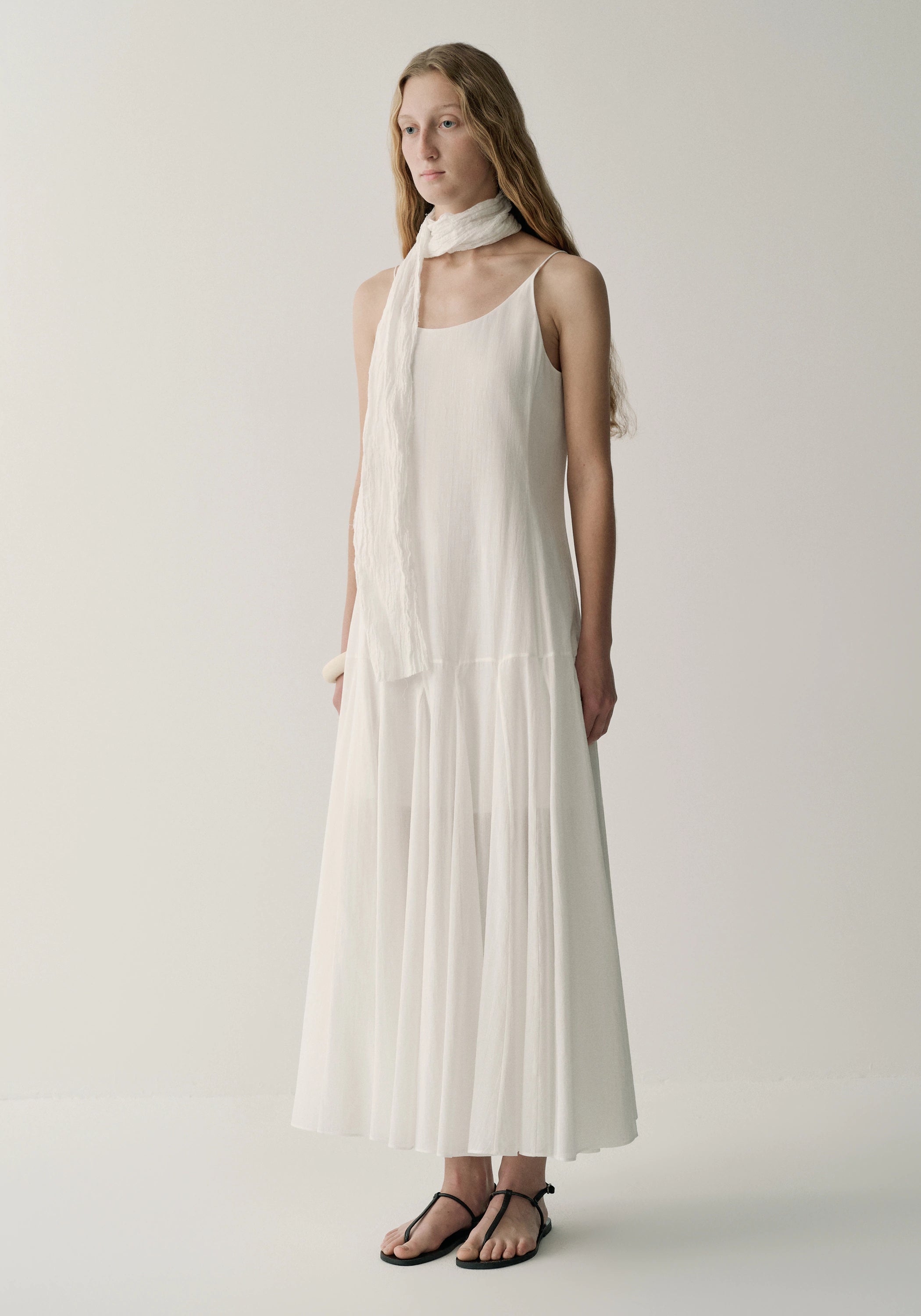 #color_off white