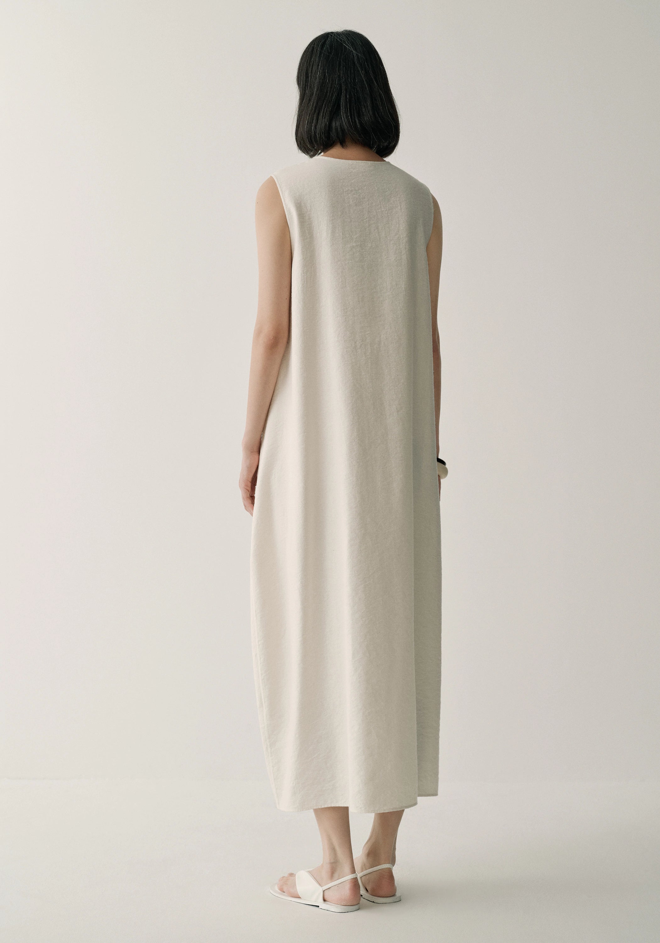 #color_off white