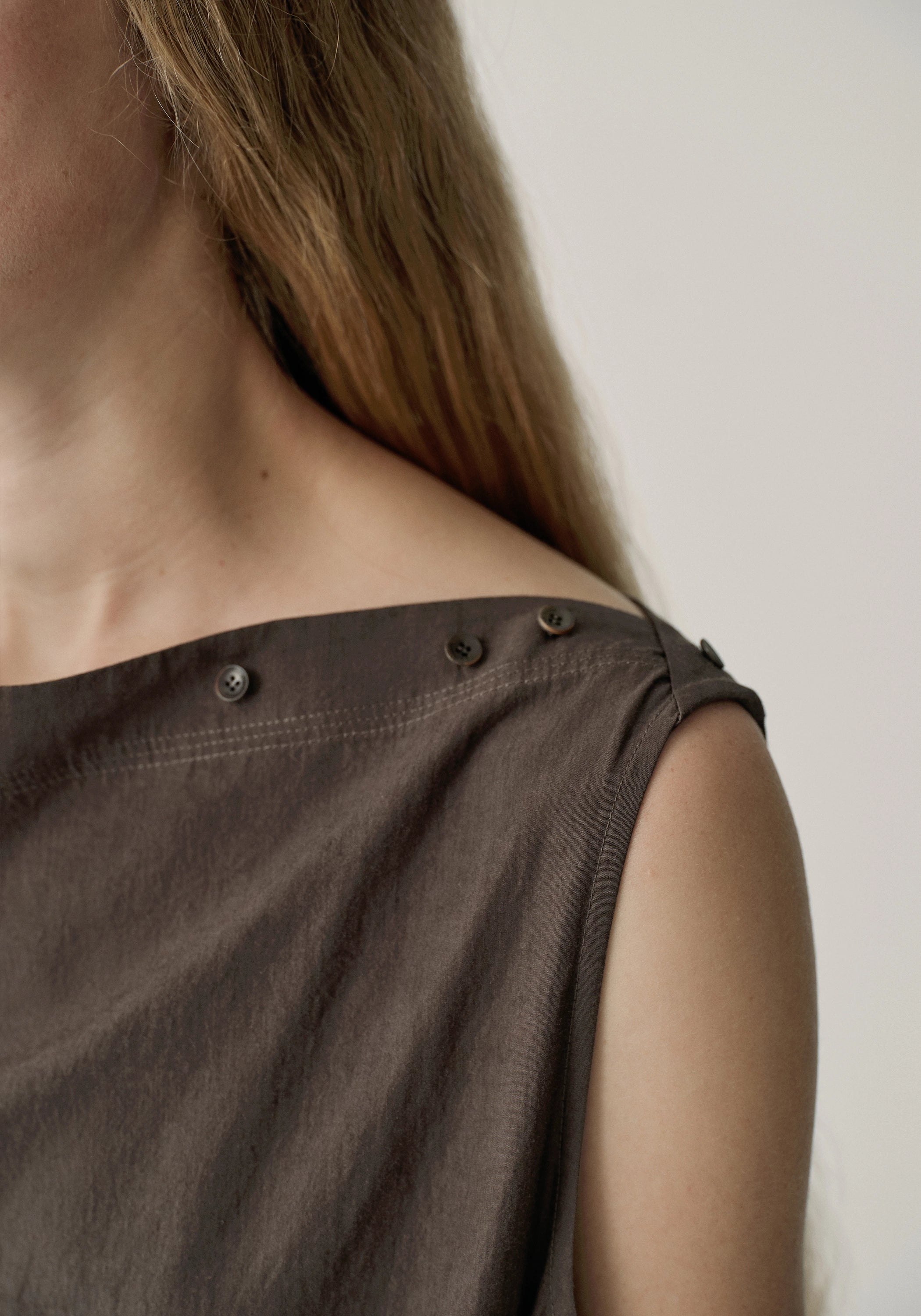 #color_raw umber
