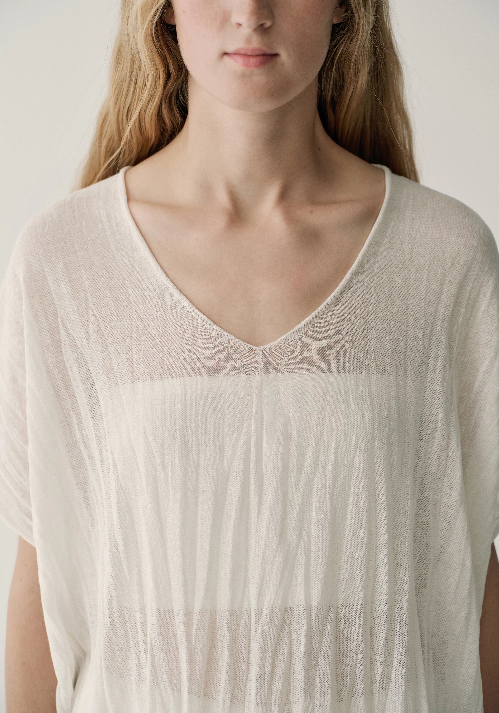 #color_off white