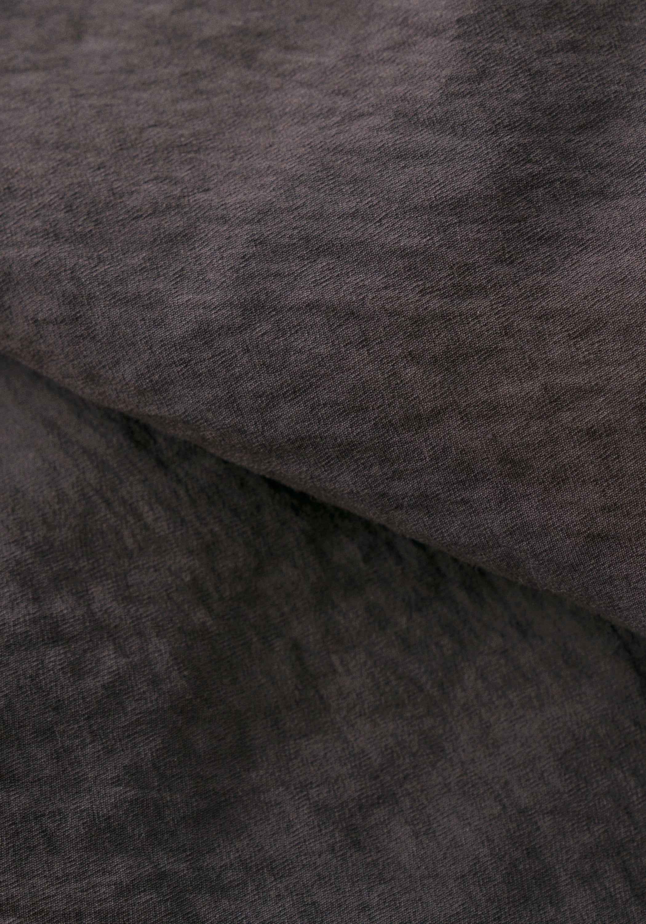 #color_plum brown
