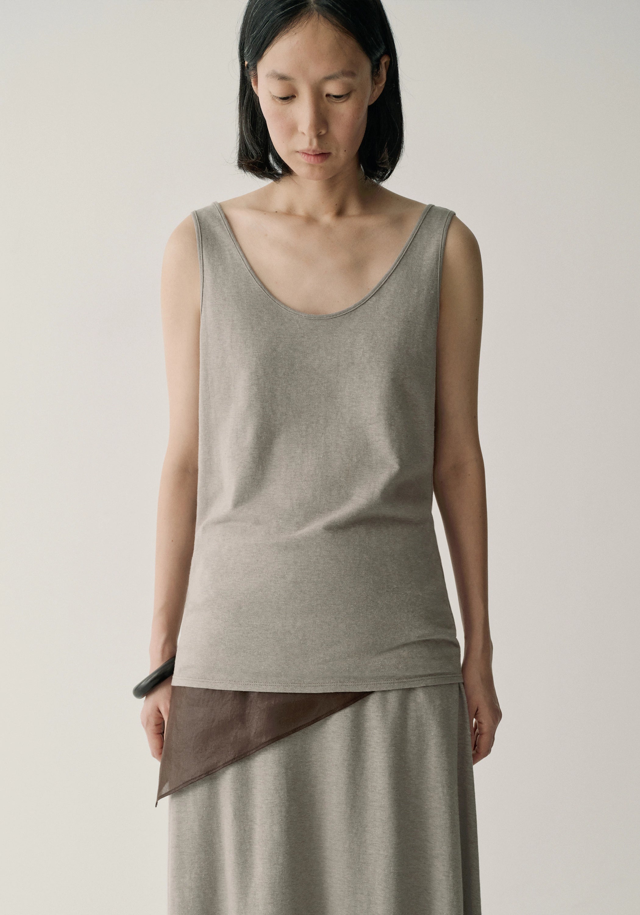 #color_light gray
