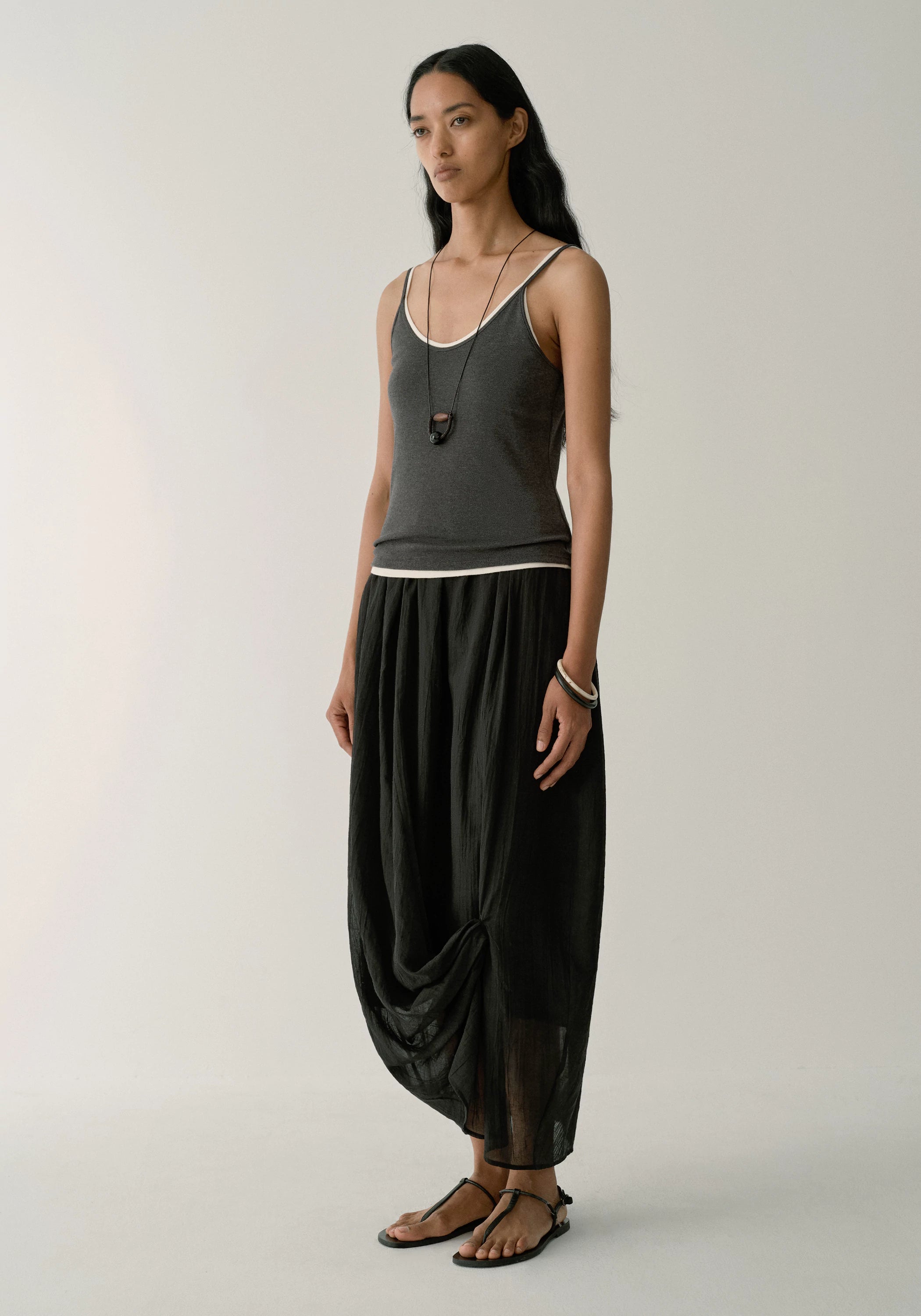 #color_dark gray