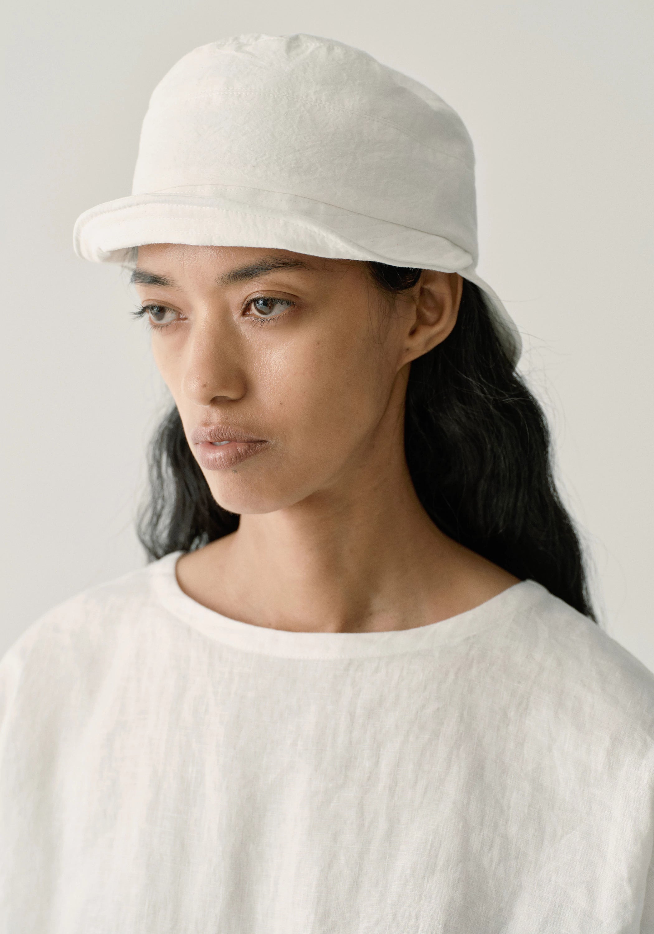 #color_off white