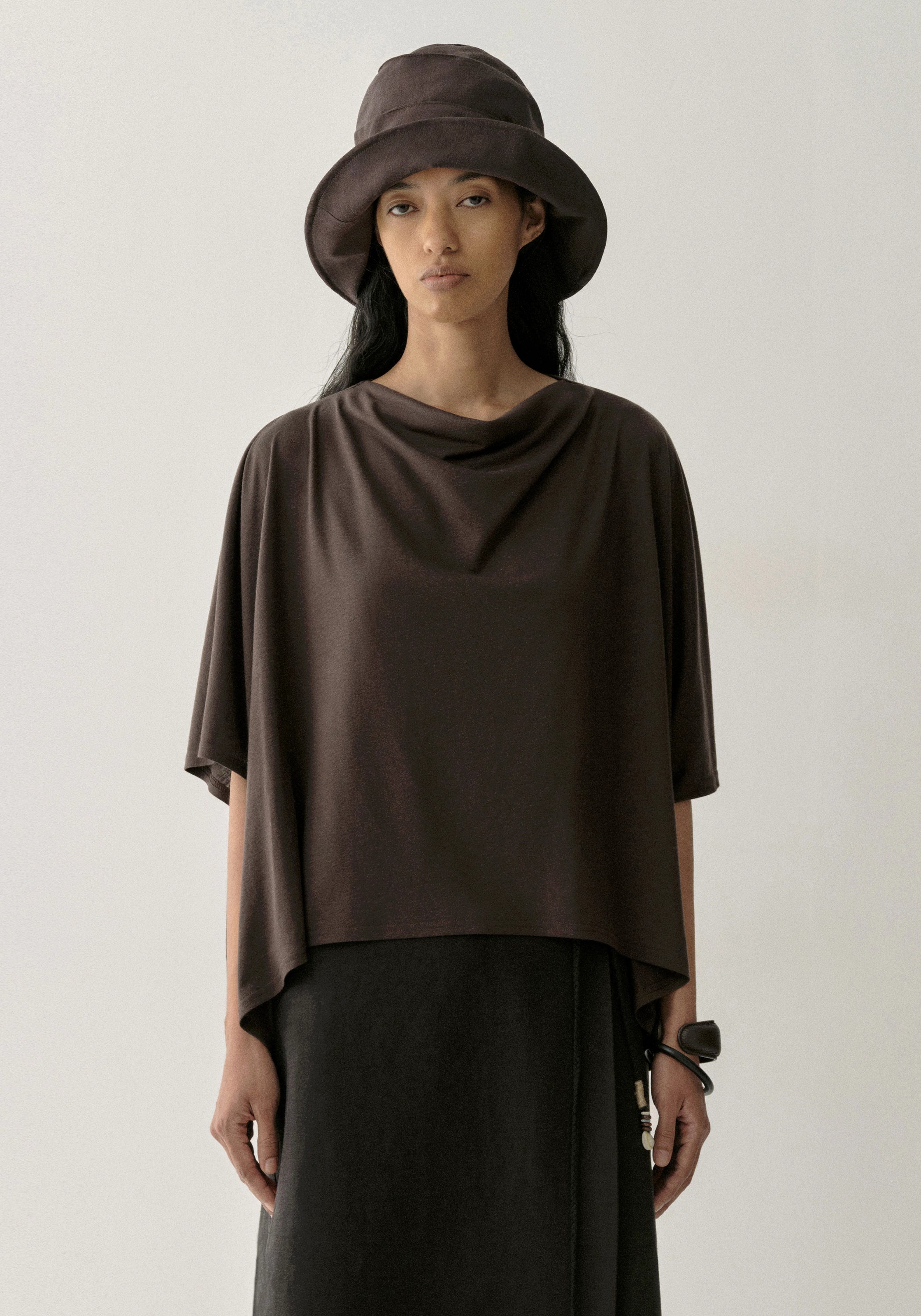#color_raw umber