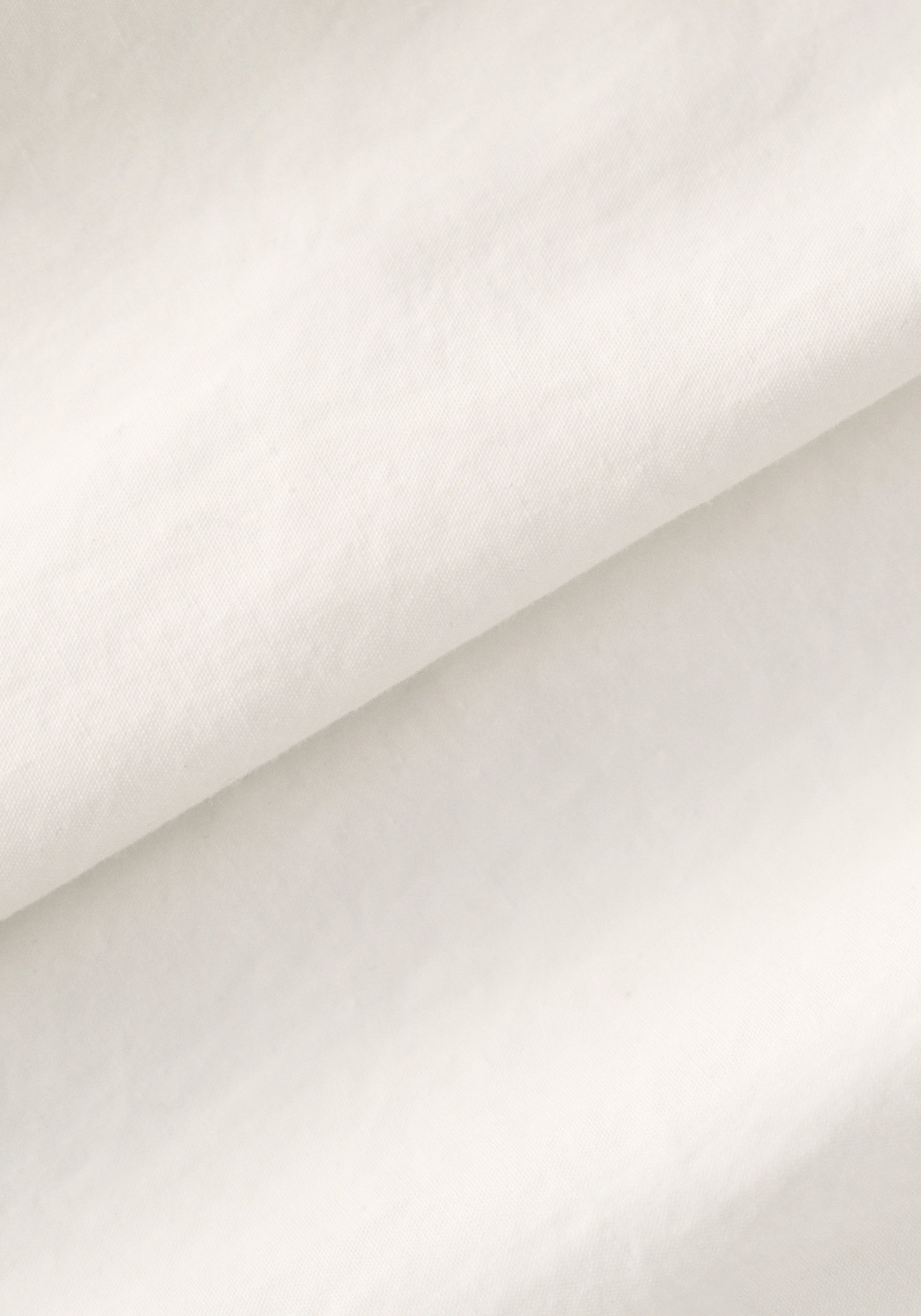 #color_off white