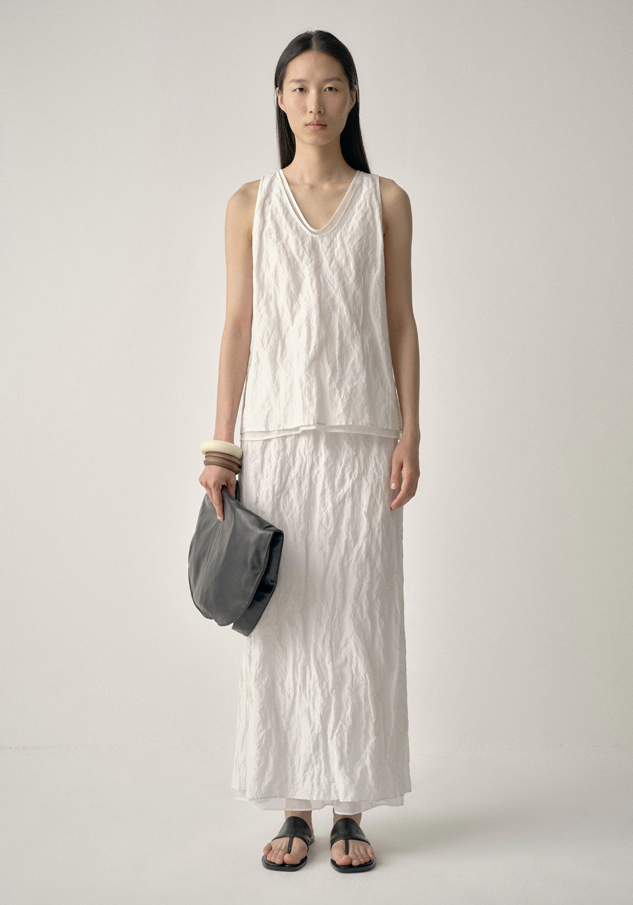 #color_off white