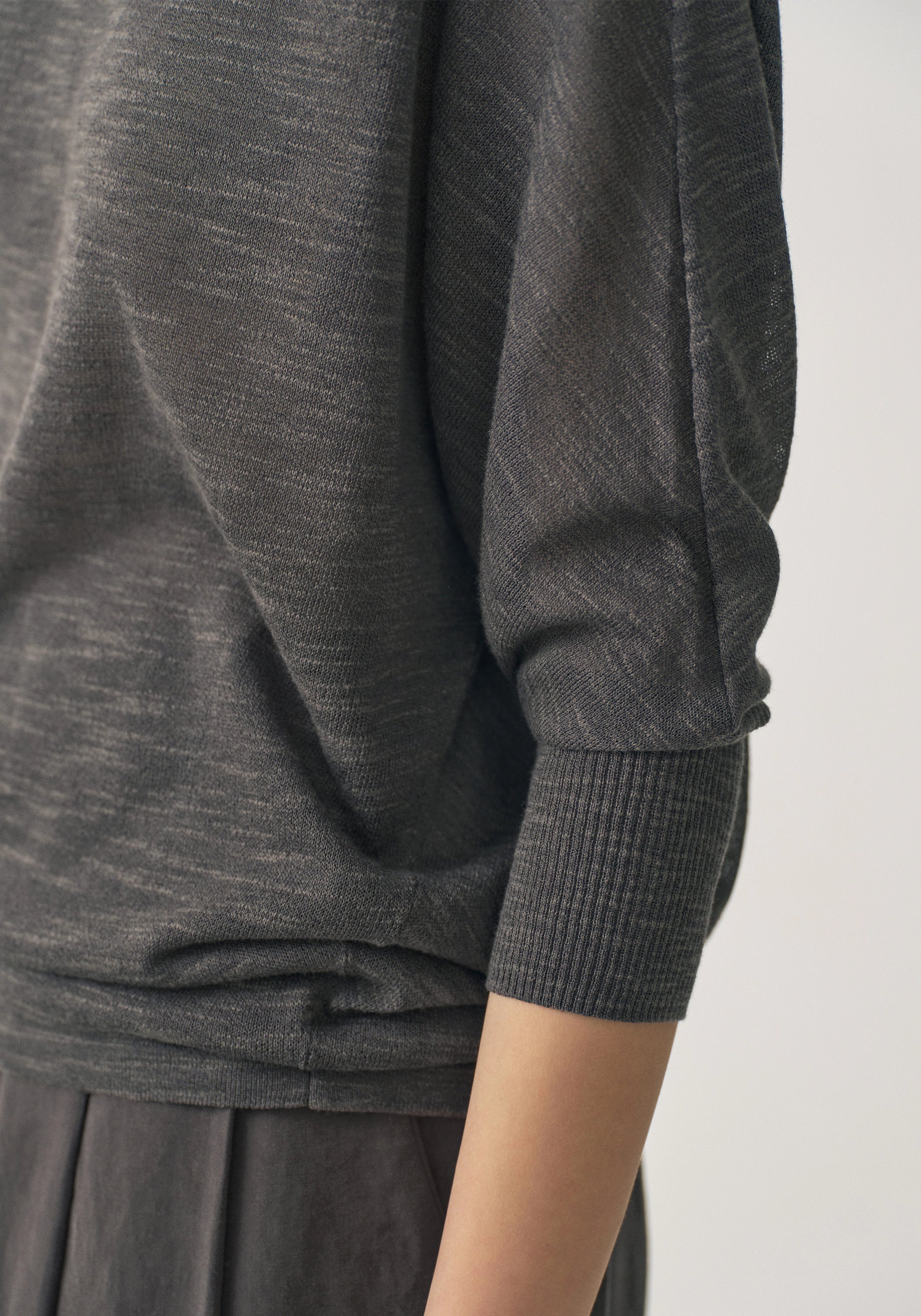 #color_dark gray
