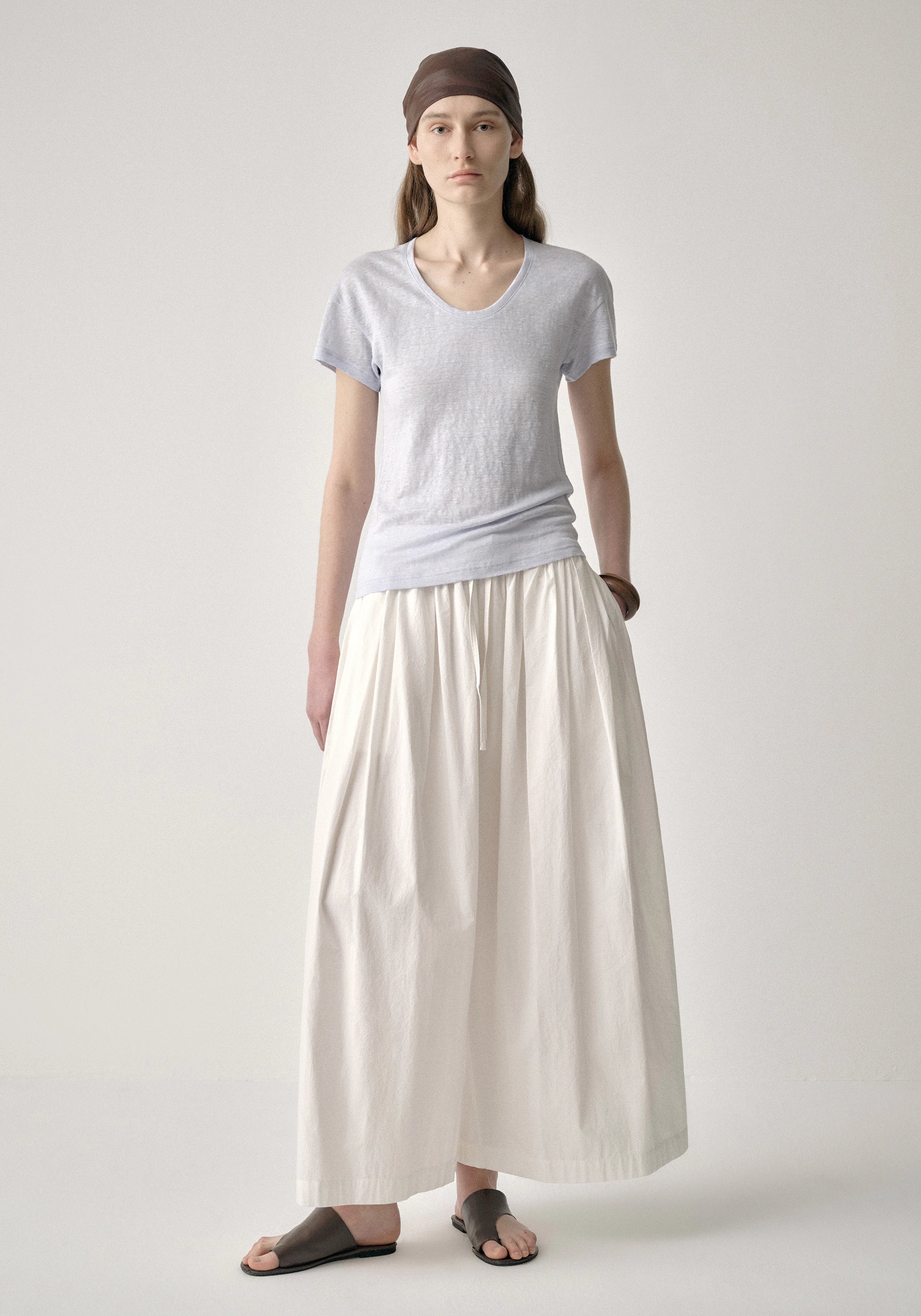 #color_off white