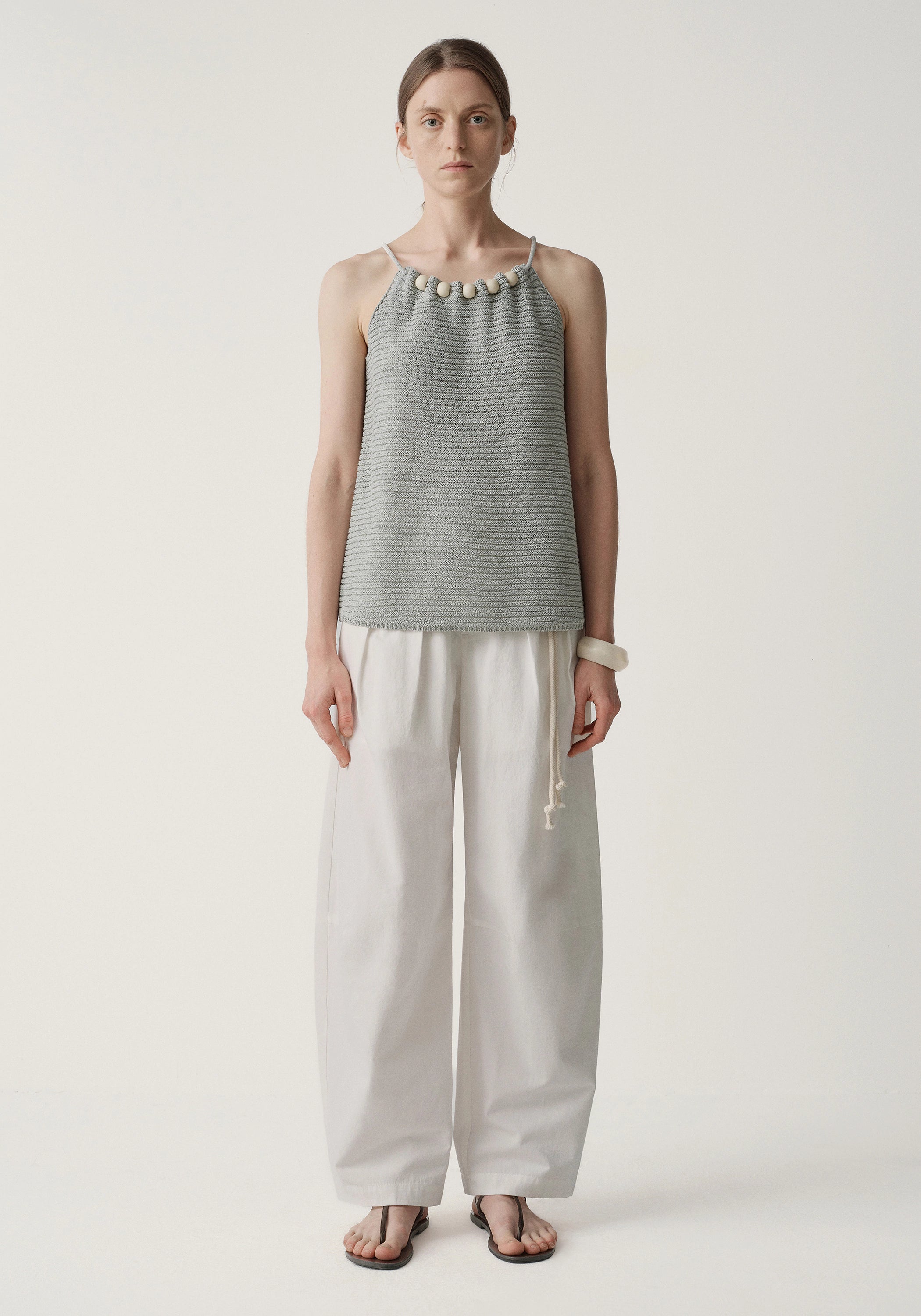 #color_off white