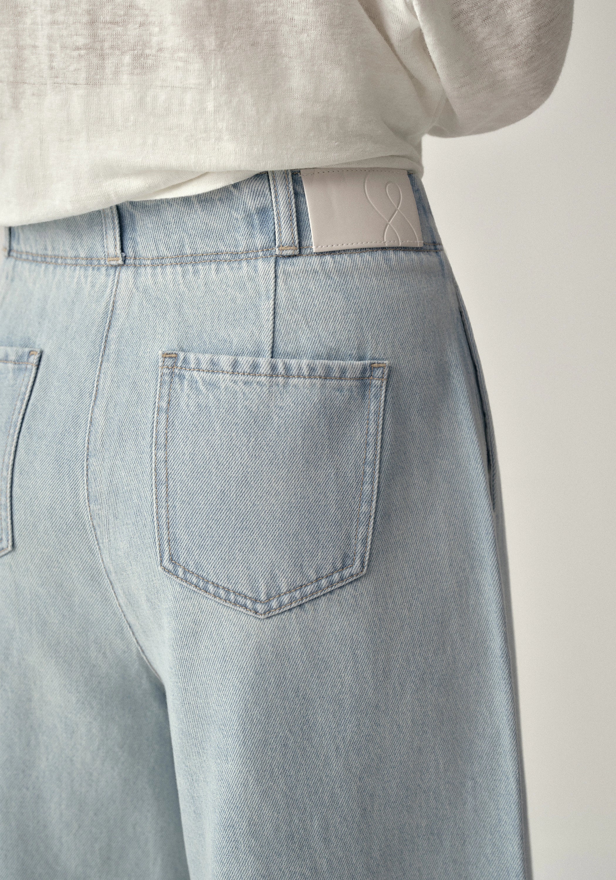#color_denim light blue