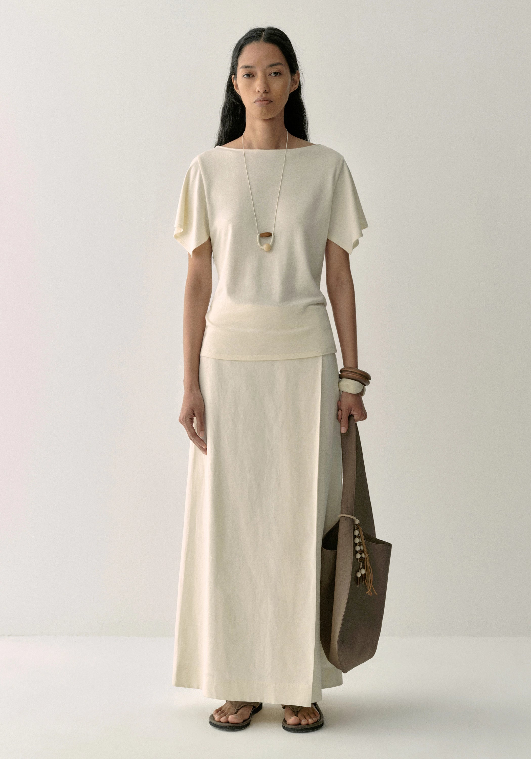 #color_cream white