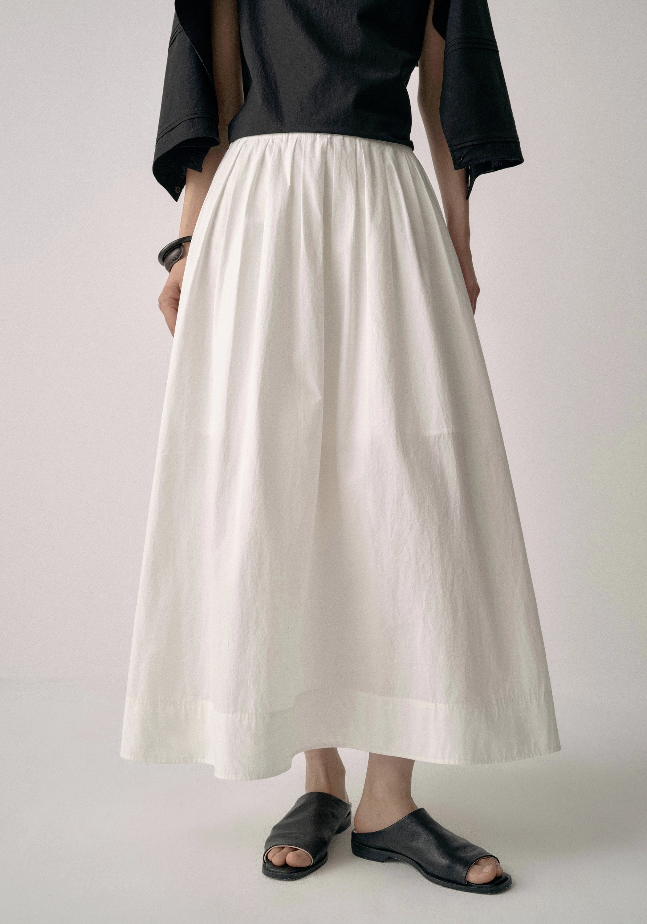 #color_off white