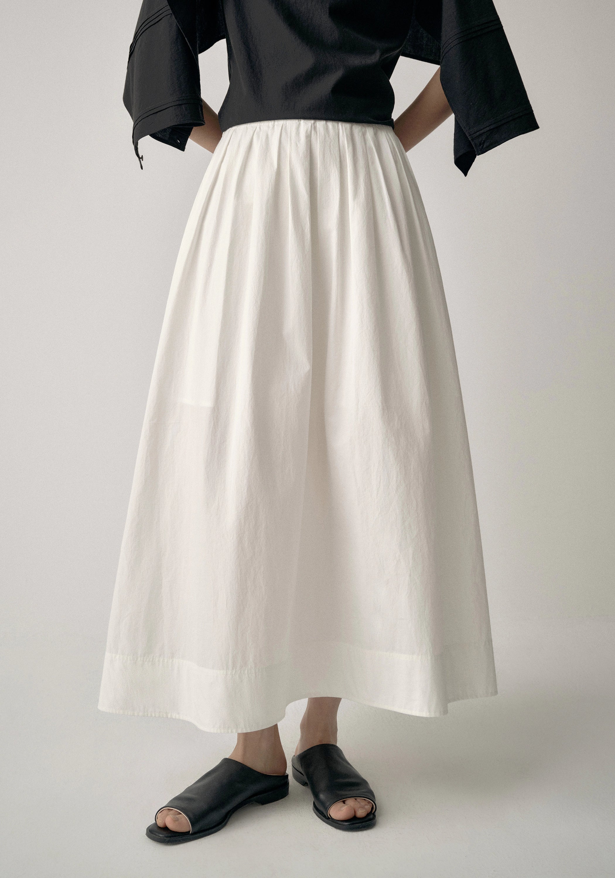 #color_off white
