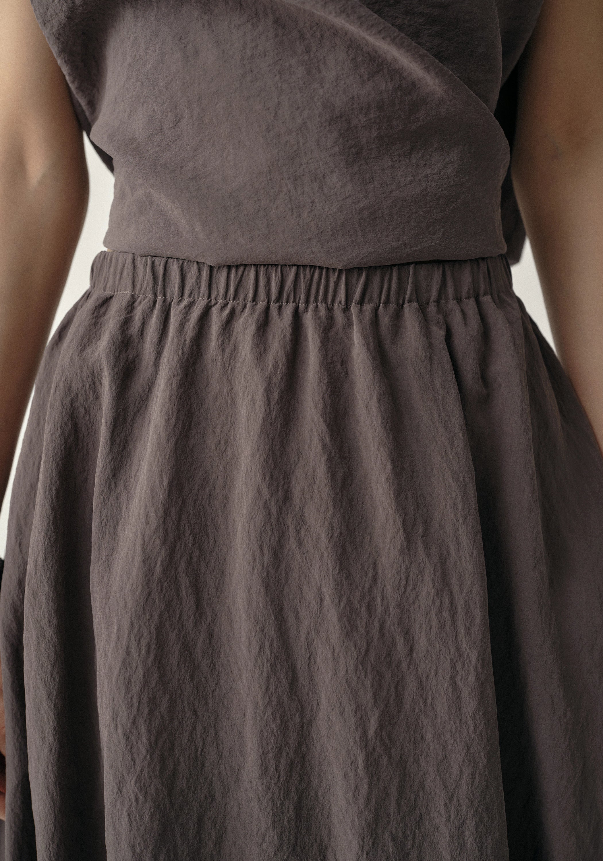 #color_plum brown